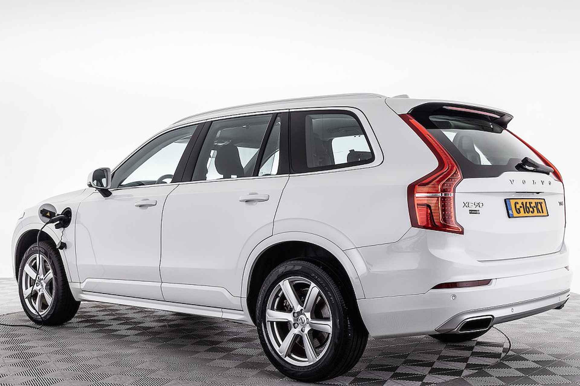 Volvo XC90 2.0 T8 Twin Engine AWD Momentum Pro 7-persoons ✅ 1e Eigenaar PLug-in hybrid PHEV . - 2/39