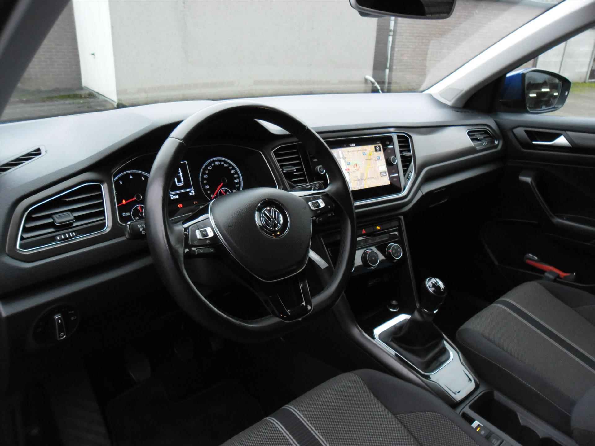 Volkswagen T-Roc 1.0 TSI 115PK STYLE BUSINESS NAV AIRCO LMV PDC 41005 KM RIJKLAARPRIJS - 4/23