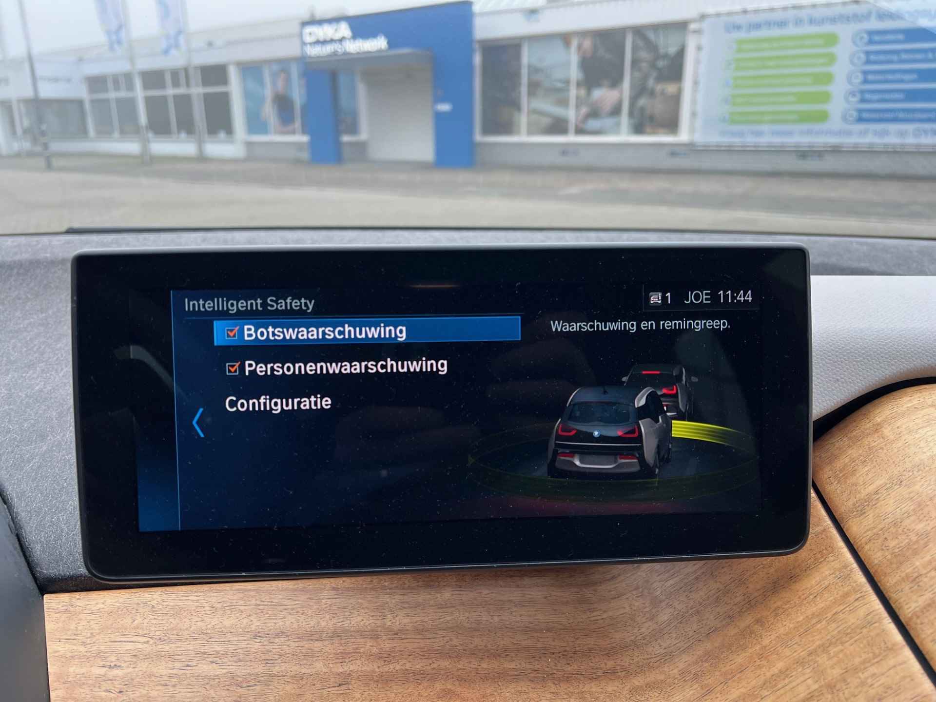 BMW i3 Executive 120Ah 42 kWh Schuifdak/Carplay/Adaptive/Sport - 36/42