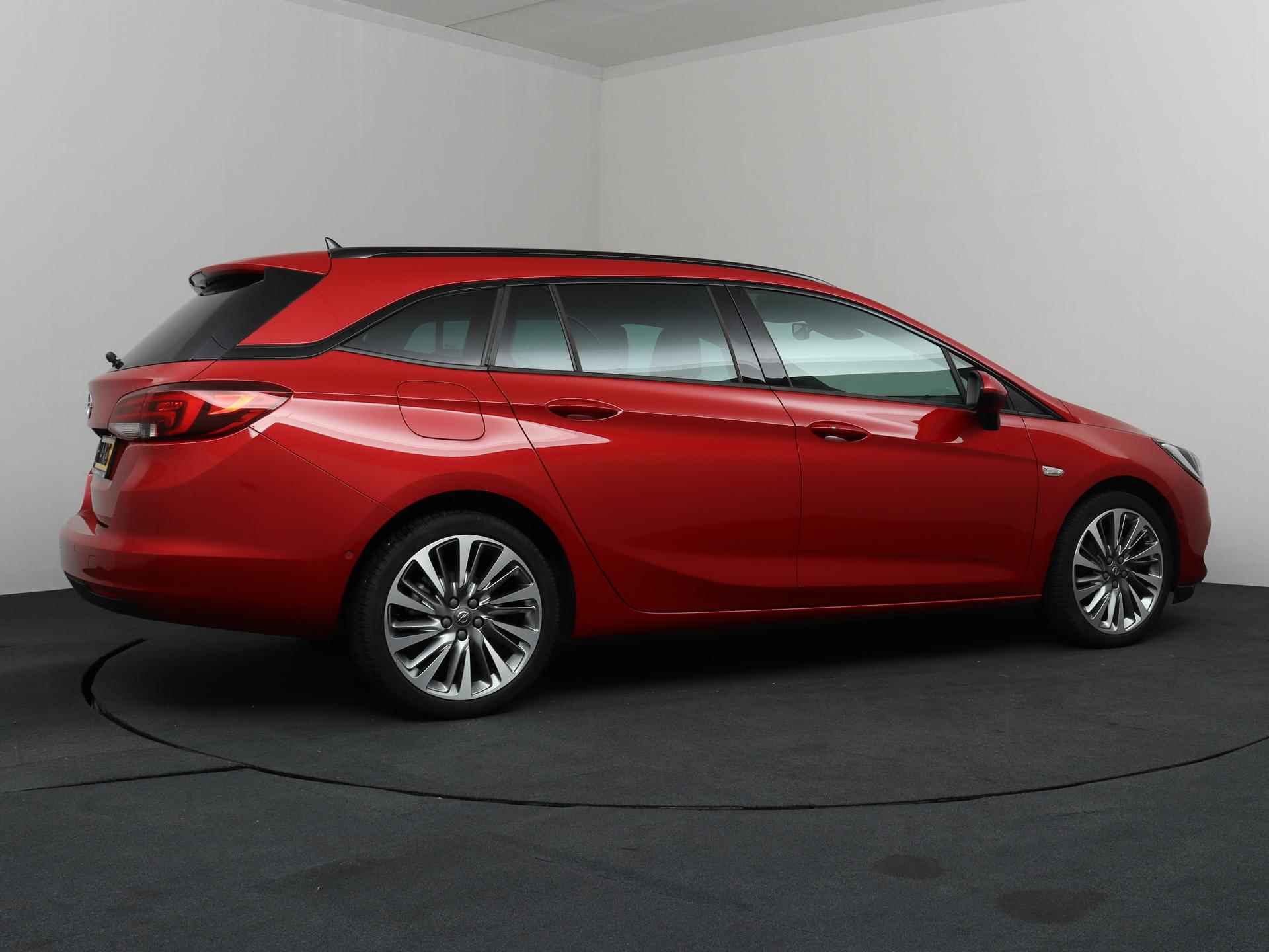 Opel Astra Sports Tourer 1.4 Ultimate Automaat | Camera | Cruise | LED | Navi - 38/42