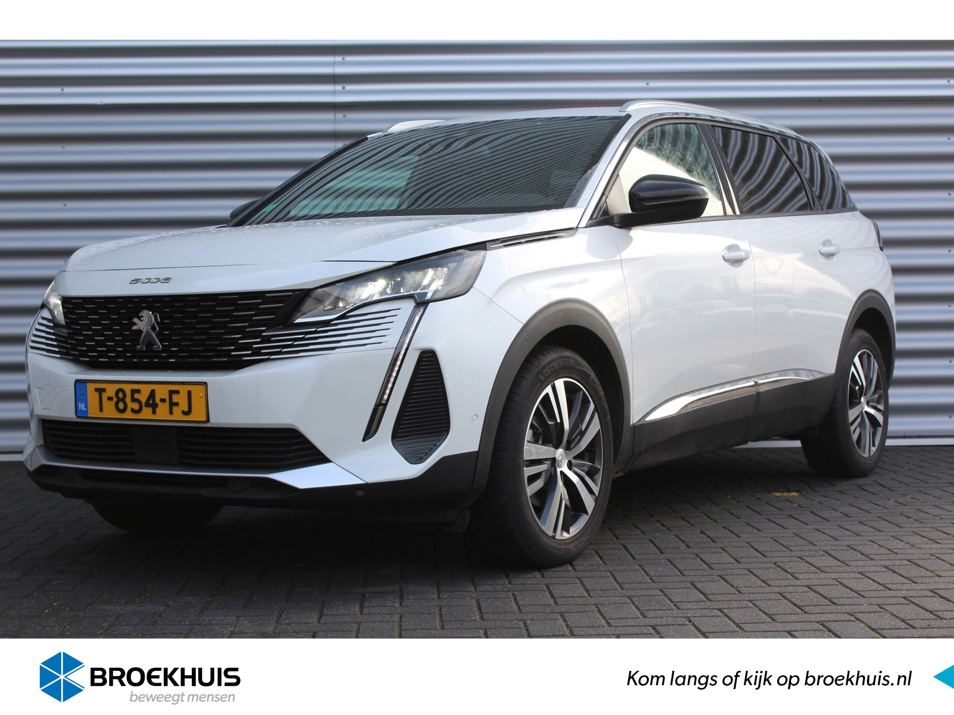 Peugeot 5008 1.2 PURETECH 130PK 7-ZITS ALLURE PACK AUTOMAAT / NAVI / CLIMA / PDC / 18" LMV / CAMERA / KEYLESS / FULL-LED / 1E EIGENAAR / NIEU