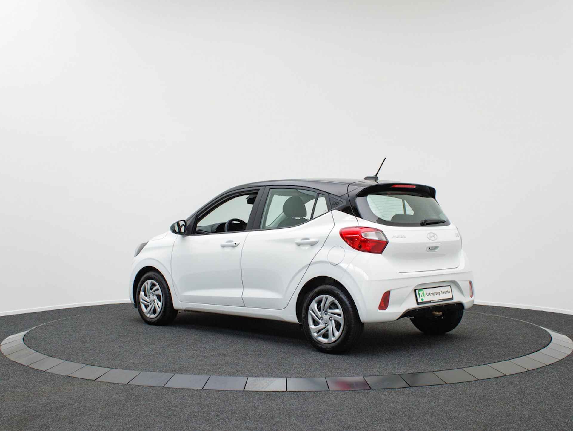 Hyundai i10 1.0 Comfort Smart | Private lease 315 p.m. - 2/40