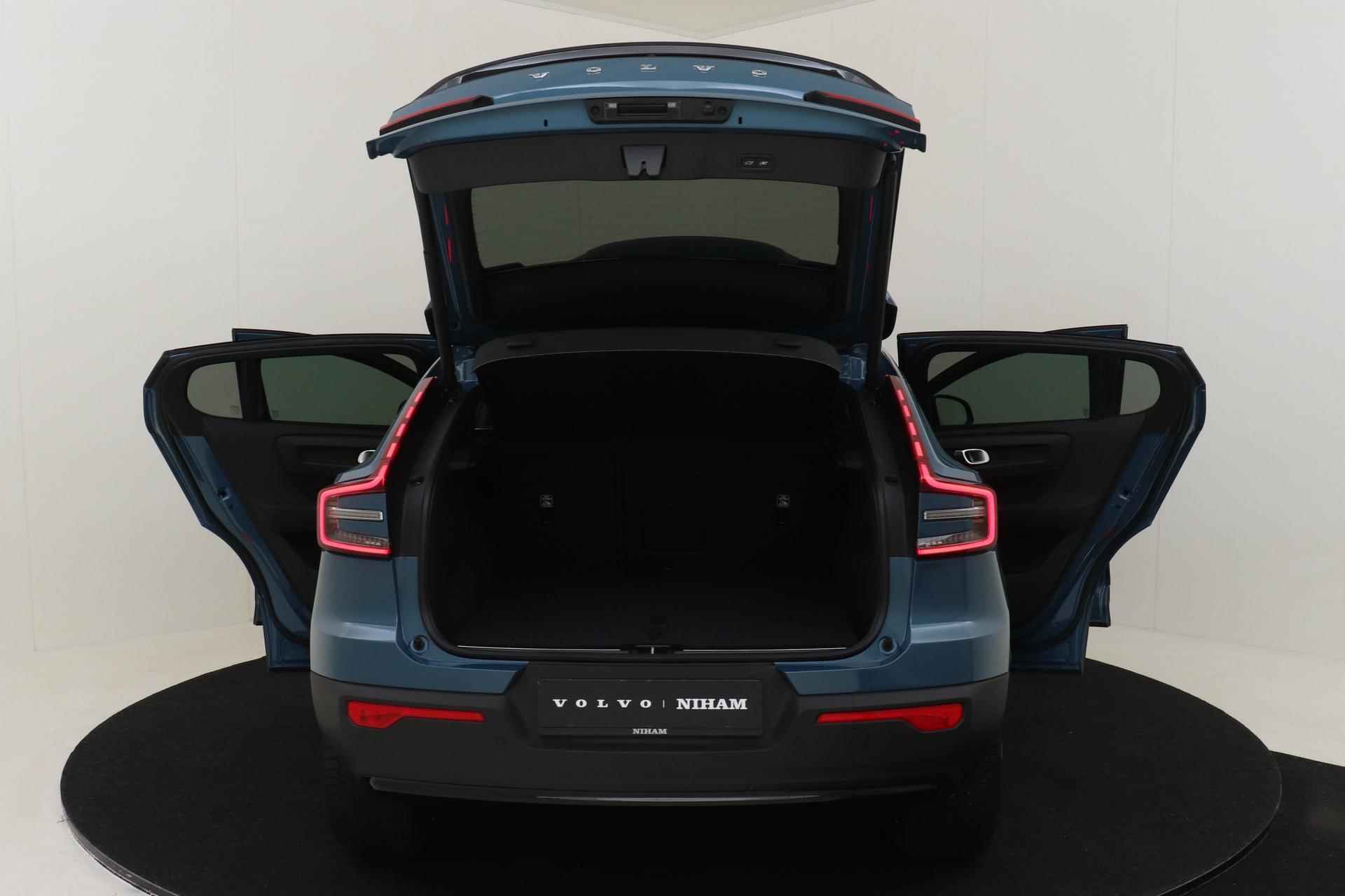 Volvo C40 SM EXT. RANGE ULTIMATE 82 kWh -PANO.DAK|HK-AUDIO|ELEK.STOELEN|360°CAM|PIXEL.LED|20" - 37/48