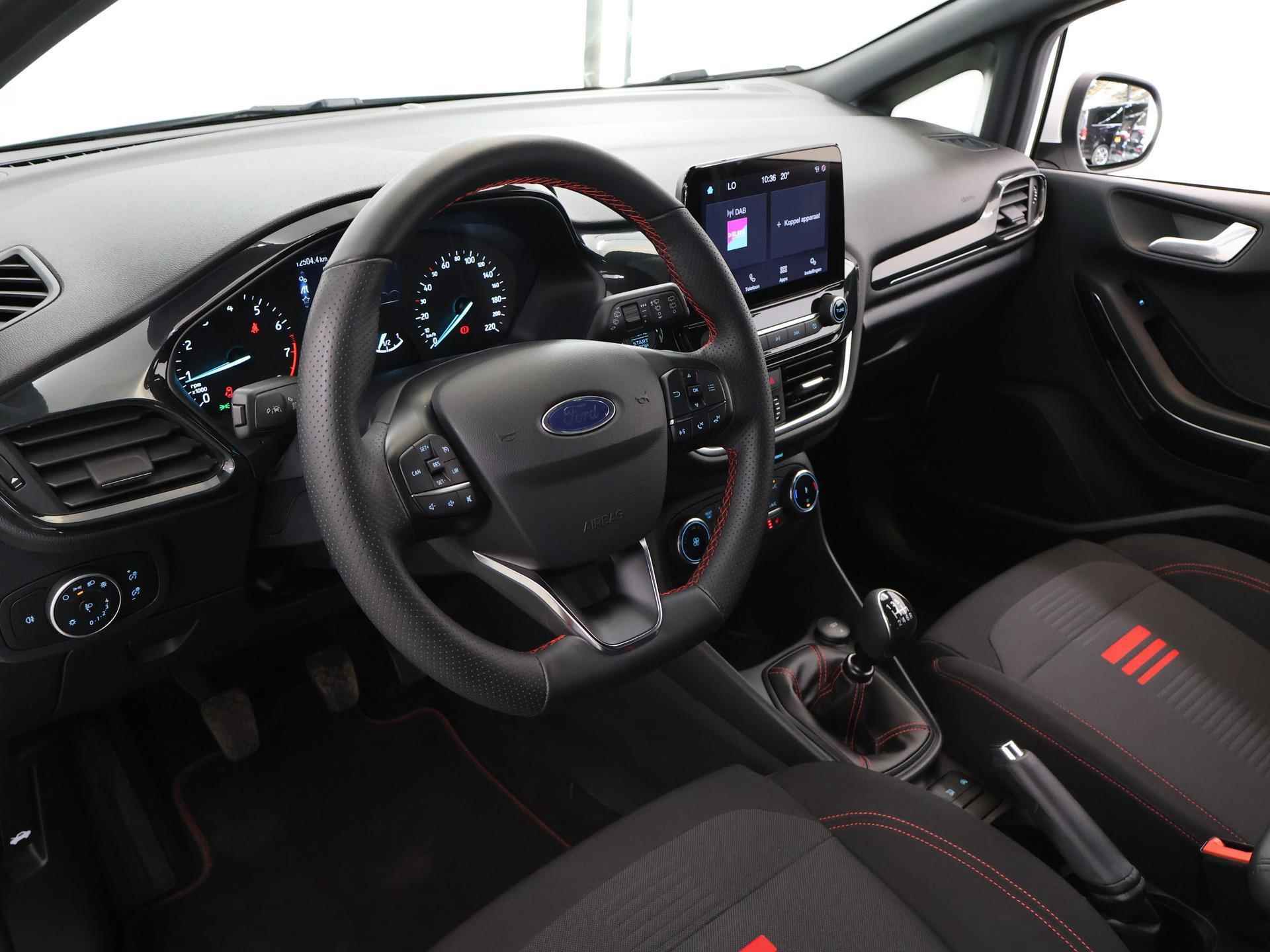 Ford Fiesta 1.0 EcoBoost Hybrid ST-Line | Winterpack | Parkeerassistent | LED koplampen | Climate Control | - 8/38