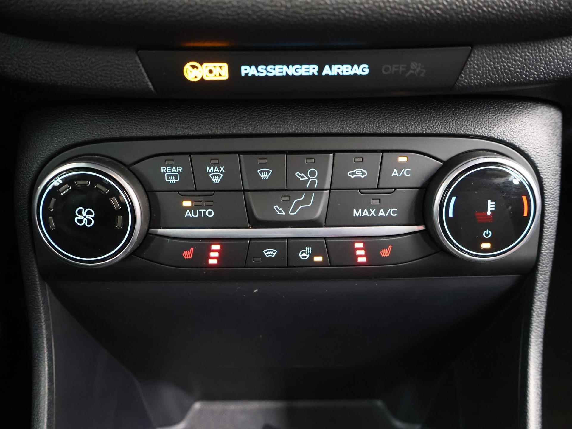 Ford Fiesta 1.0 EcoBoost Hybrid ST-Line | Winterpack | Parkeerassistent | LED koplampen | Climate Control | - 21/38