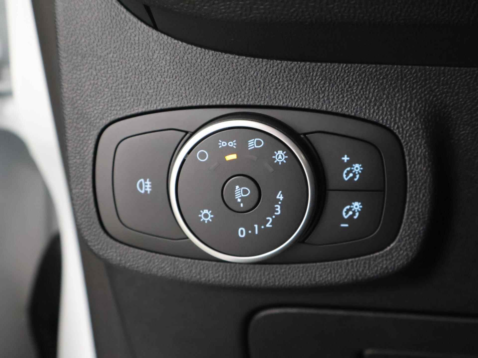 Ford Fiesta 1.0 EcoBoost Hybrid ST-Line | Winterpack | Parkeerassistent | LED koplampen | Climate Control | - 31/38