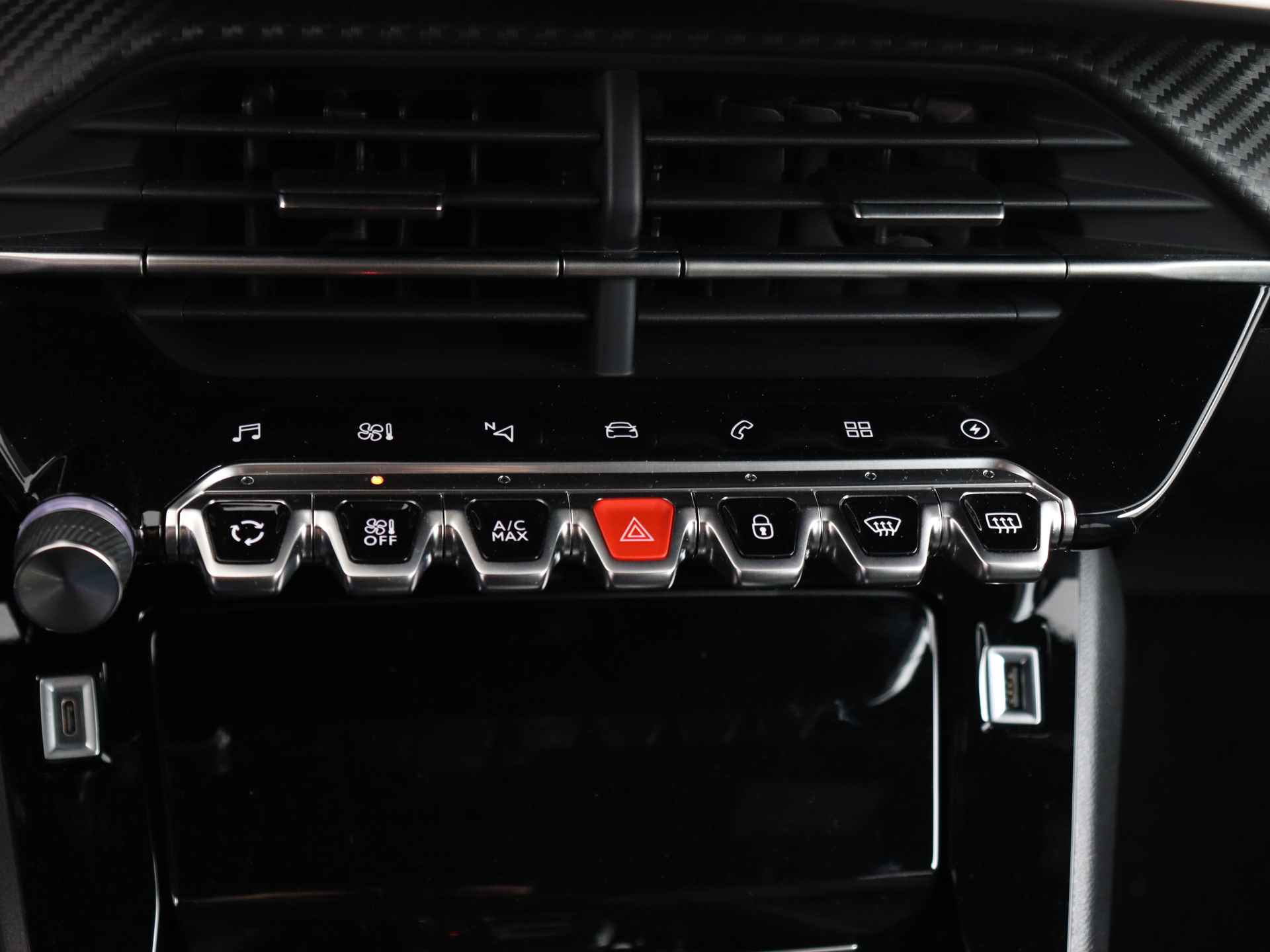 Peugeot e-2008 EV Allure Pack 50 kWh | 3-fase | Navigatie | Camera | - 10/39