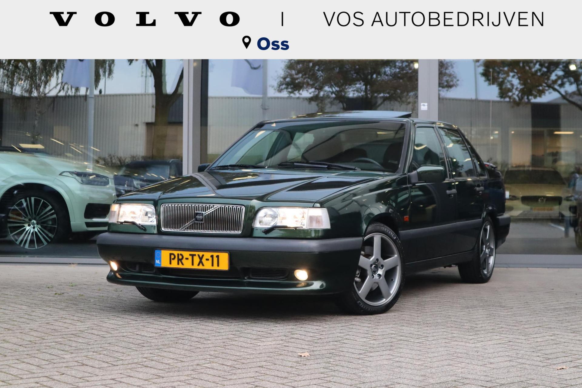 Volvo 850 2.3 R | In nieuwstaat verkerende 850 T5-R| Volledig VOLVO onderhouden| Schuif-/ kanteldak| Verwarmbare voorstoelen|