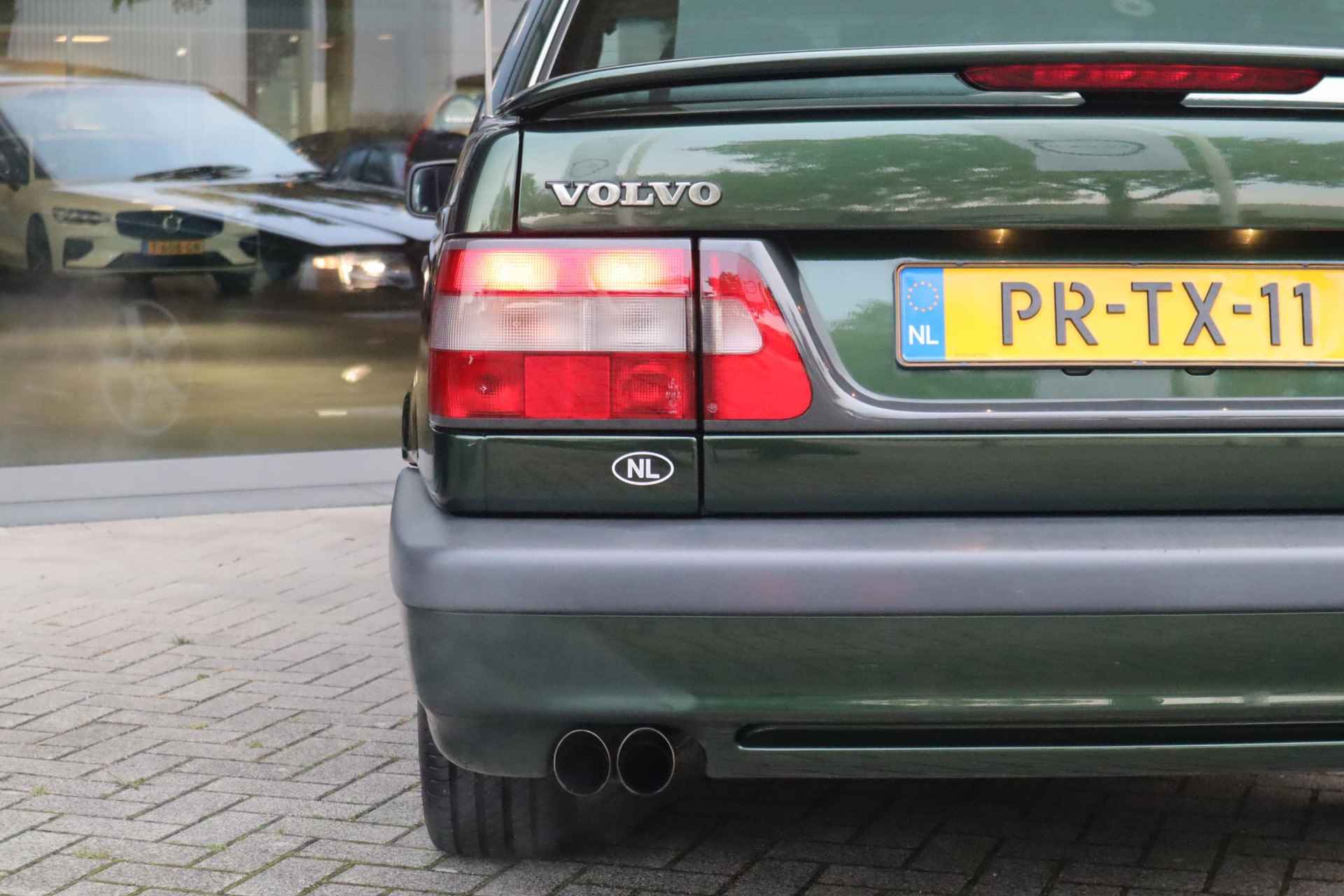 Volvo 850 2.3 R | In nieuwstaat verkerende 850 T5-R| Volledig VOLVO onderhouden| Schuif-/ kanteldak| Verwarmbare voorstoelen| - 8/37