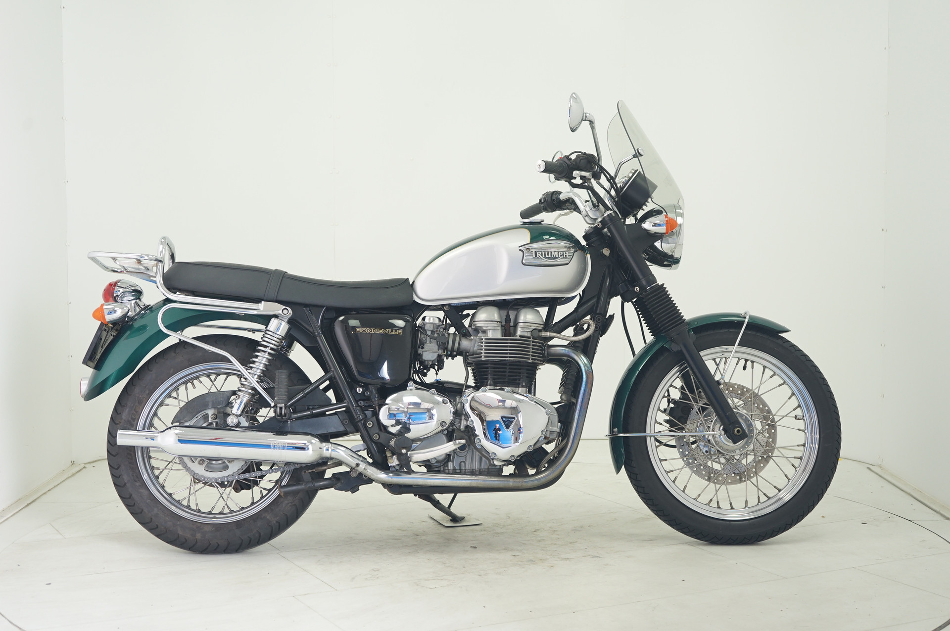 Triumph BONNEVILLE T 100