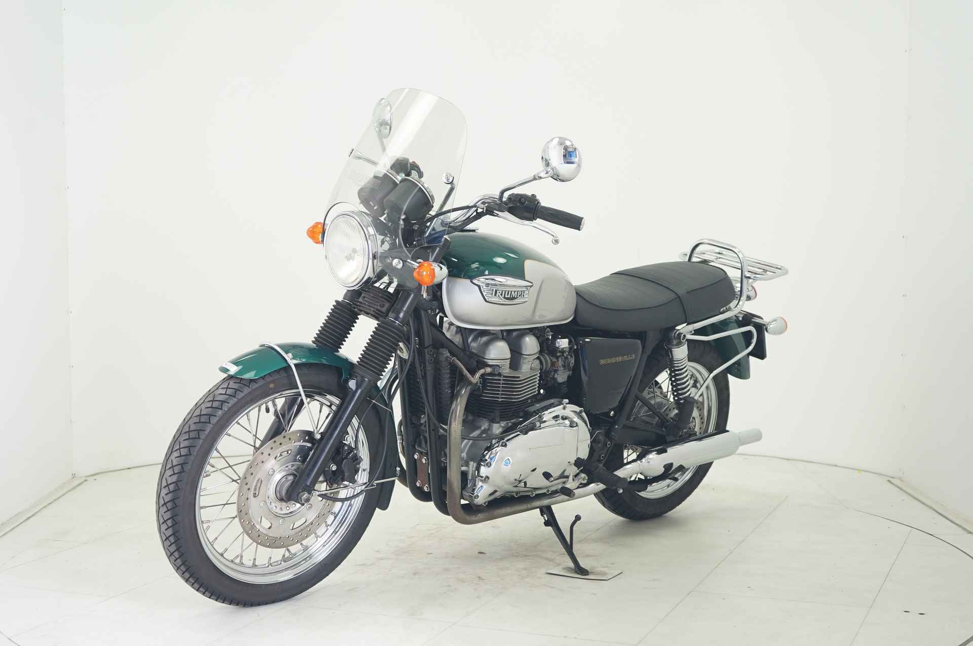 Triumph BONNEVILLE T 100 - 4/11