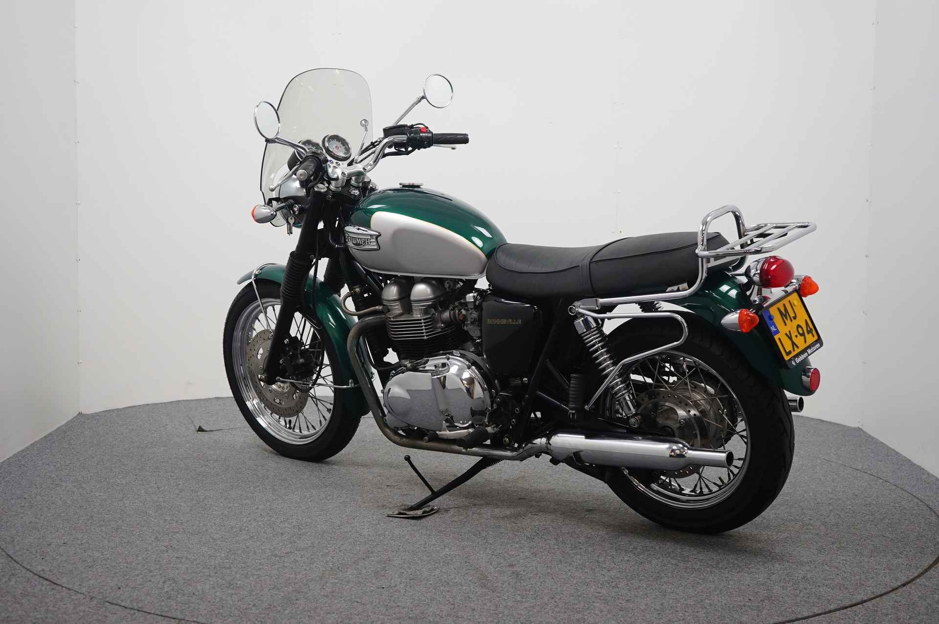 Triumph BONNEVILLE T 100 - 6/16