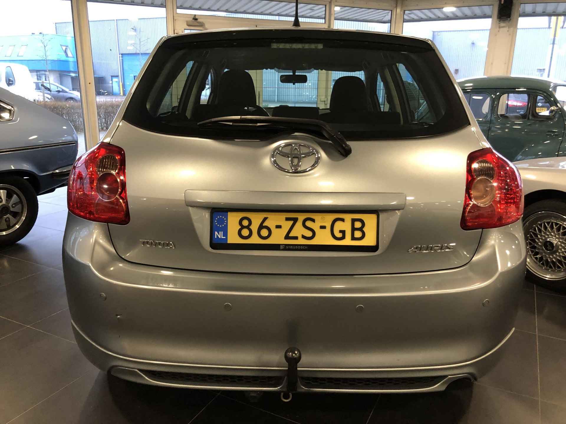 Toyota Auris 1.6 16v 5drs AUTOM. Dynamic RIJKLAAR! - 22/28