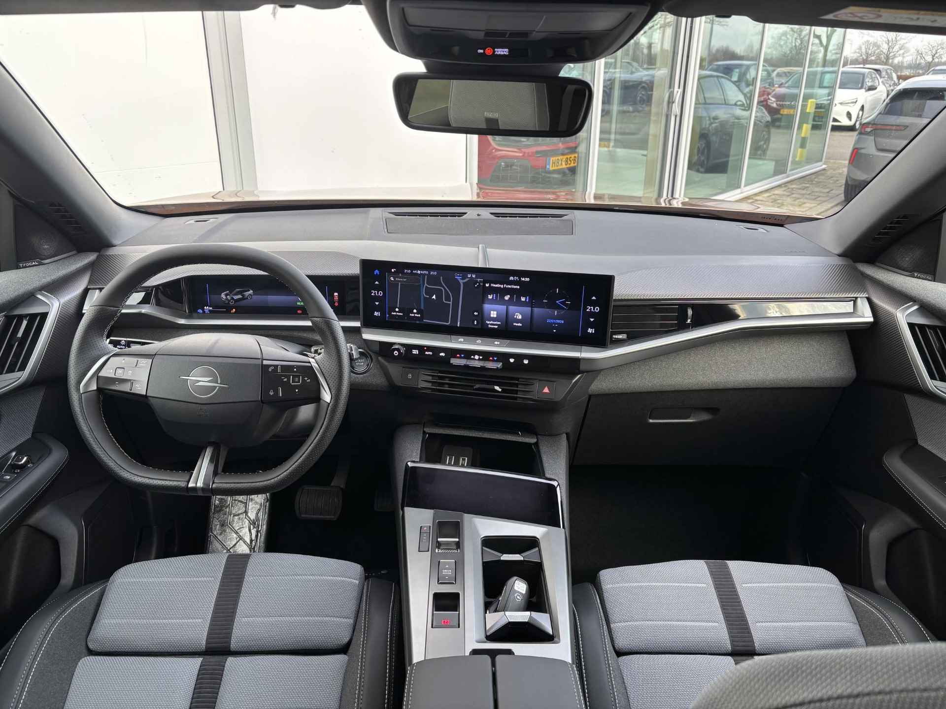 Opel Grandland Electric GS 73 kWh | PANORAMADAK | NAVIGATIE | 20" LMV | STOEL EN STUUR VERWARMING | ADAPTIVE CRUISE CONTROL - 4/26