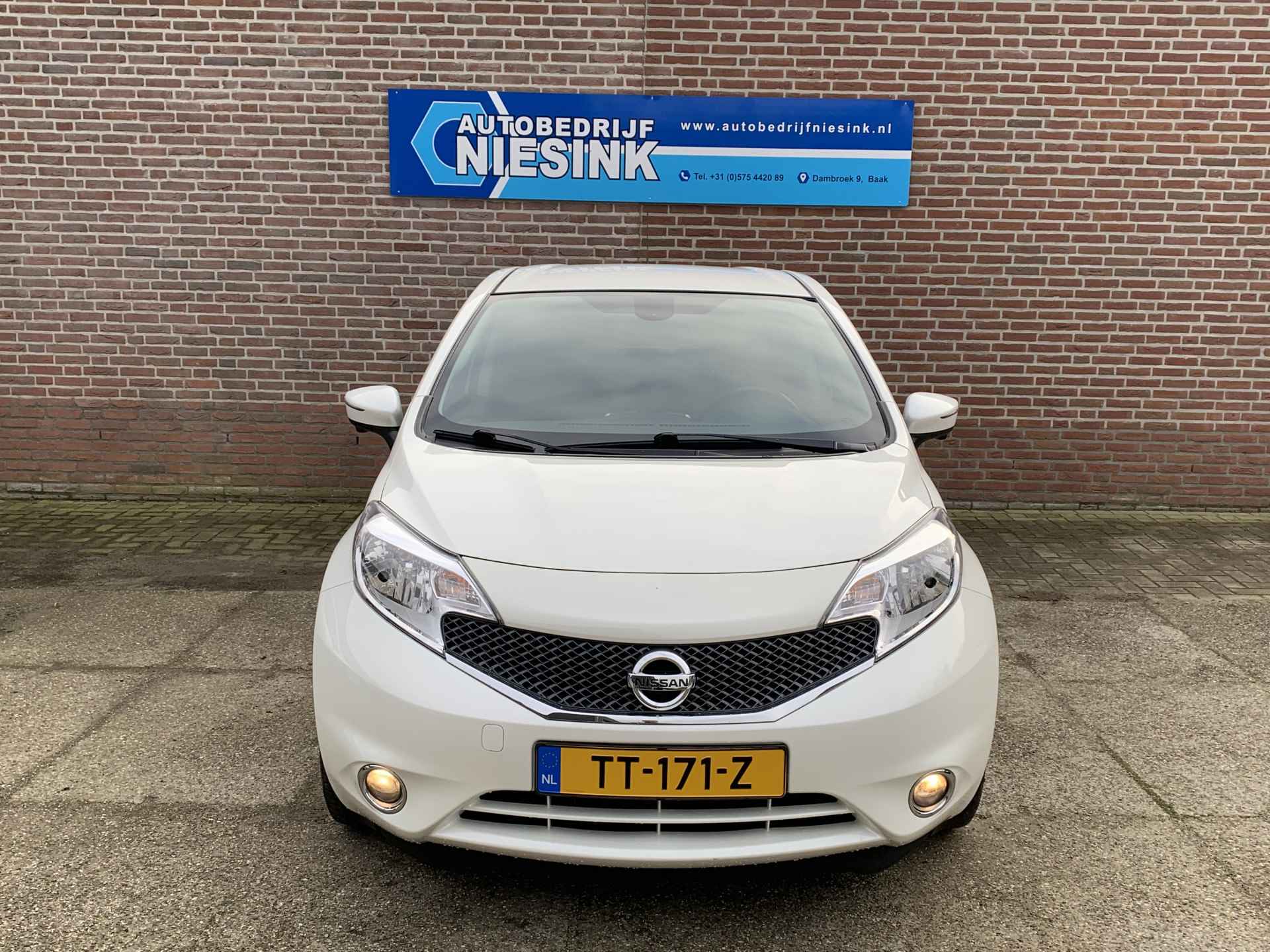 Nissan Note 1.2 DIG-S Tekna Automaat - 4/40