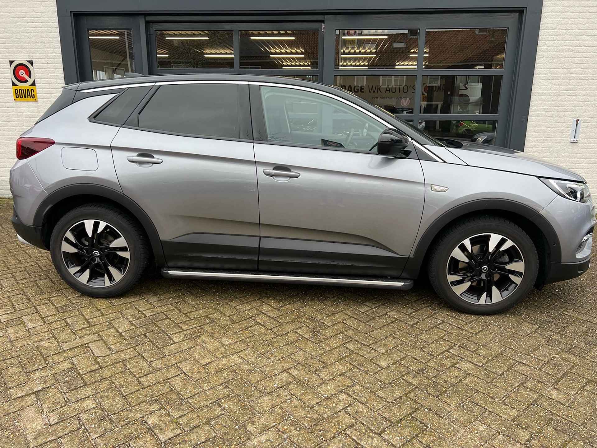 Opel Grandland X 1.2 Turbo Business Executive | Eerste eigenaar | NL-Auto | - 18/31