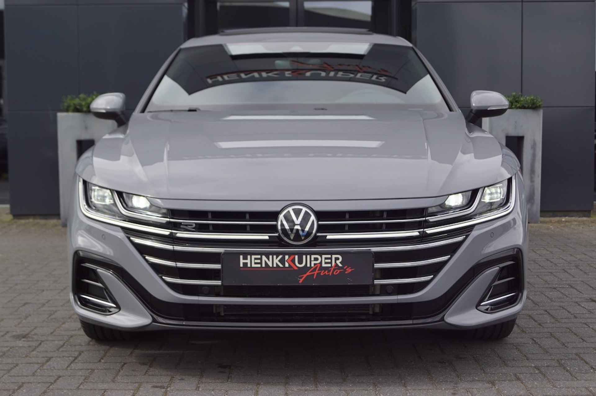 VOLKSWAGEN Arteon Shooting Brake 2.0 TSI DSG R-Line /Panodak/ 20 Inch LM / IQ Led/ - 7/60