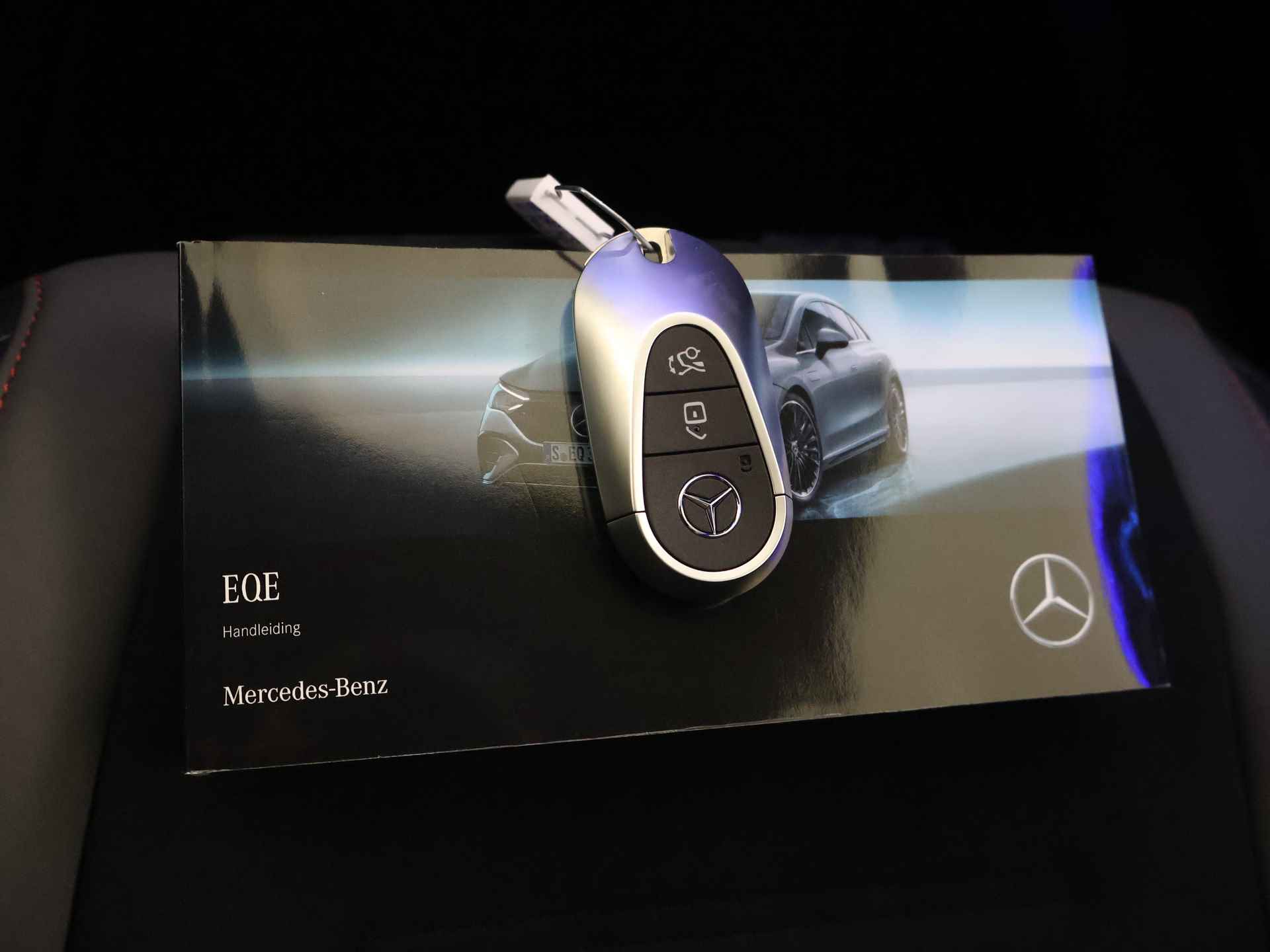 Mercedes-Benz EQE 350+ AMG Line 91 kWh | Premium Pack | Nightpakket | Luchtvering | Rijassistentiepakket plus | Parkeerpakket met 360° camera's | USB-pakket plus | Burmester® 3D-Surround sound system | Smartphone integratiepakket | - 26/37