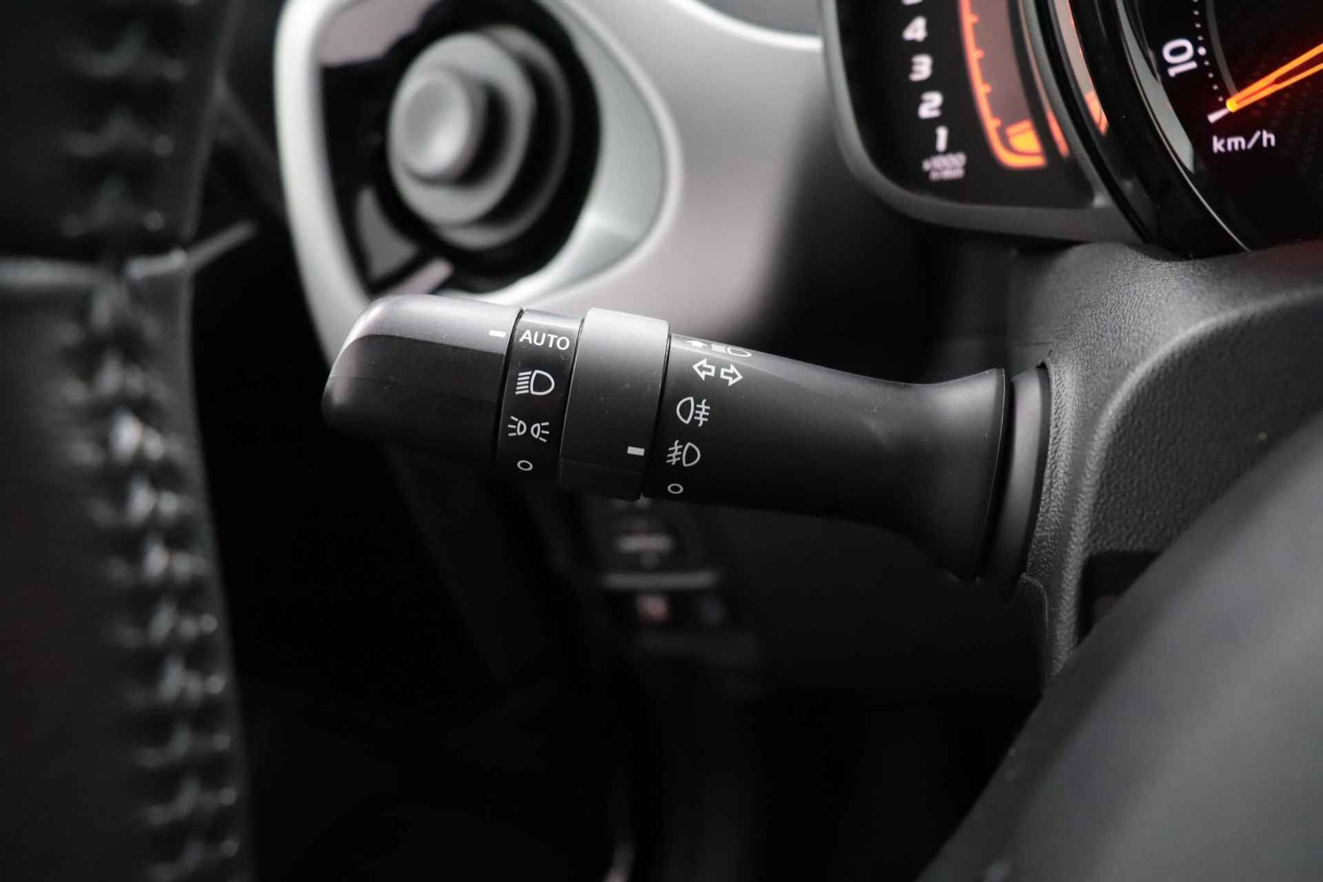 Toyota Aygo 1.0 VVT-i x-joy | Lichtmetalen-Velgen | Parkeercamera | Climate-Control | - 29/46