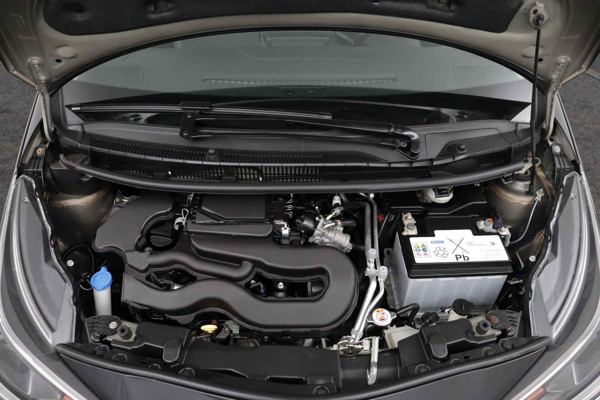 Toyota Aygo 1.0 VVT-i x-joy | Lichtmetalen-Velgen | Parkeercamera | Climate-Control | - 33/46