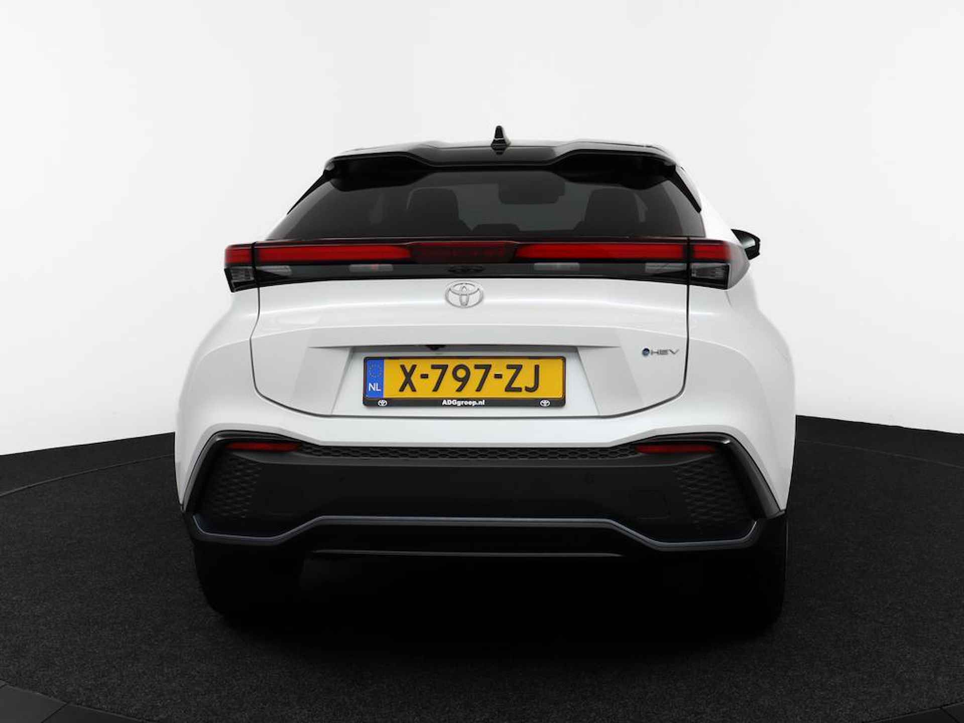 Toyota C-HR 1.8 Hybrid Executive | Draadloos Apple Carplay & Android Auto | Stoelverwarming | Adaptieve cruise control | - 70/72