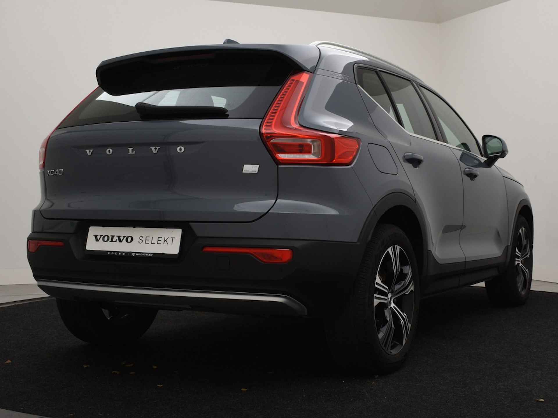 Volvo XC40 T5 AUT. RECHARGE INSCRIPTION LEDER ADAPT. CRUISE BLIS 360GR. CAM - 4/42