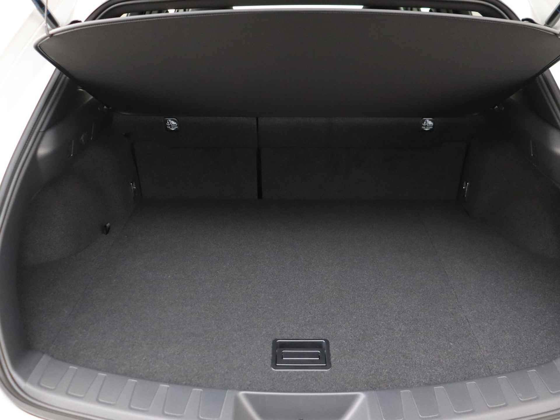 Lexus UX 250h Business Line | Apple Carplay & Android Auto | Parkeersensoren | 18" LM Velgen | - 30/45