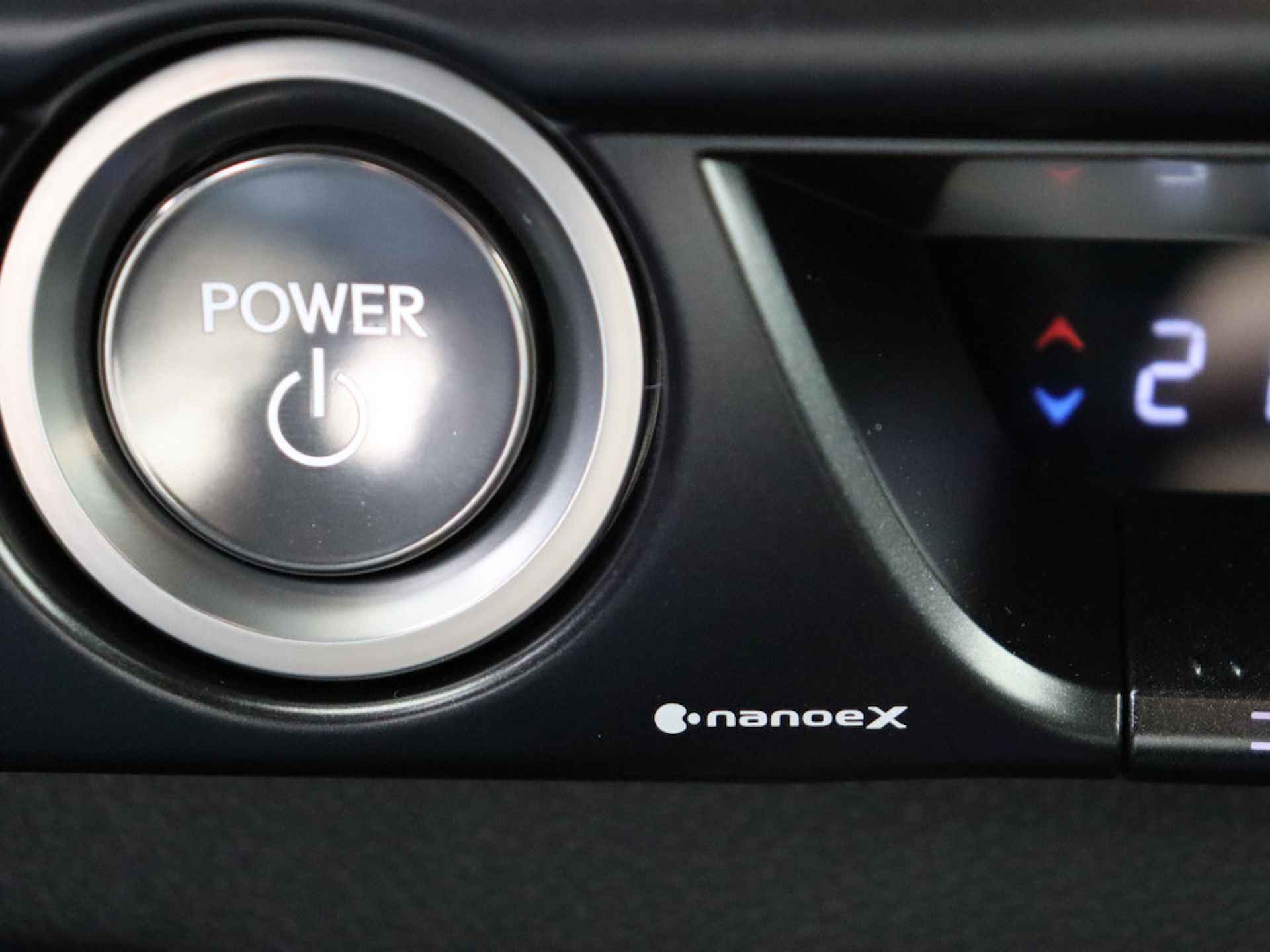 Lexus UX 250h Business Line | Apple Carplay & Android Auto | Parkeersensoren | 18" LM Velgen | - 41/45