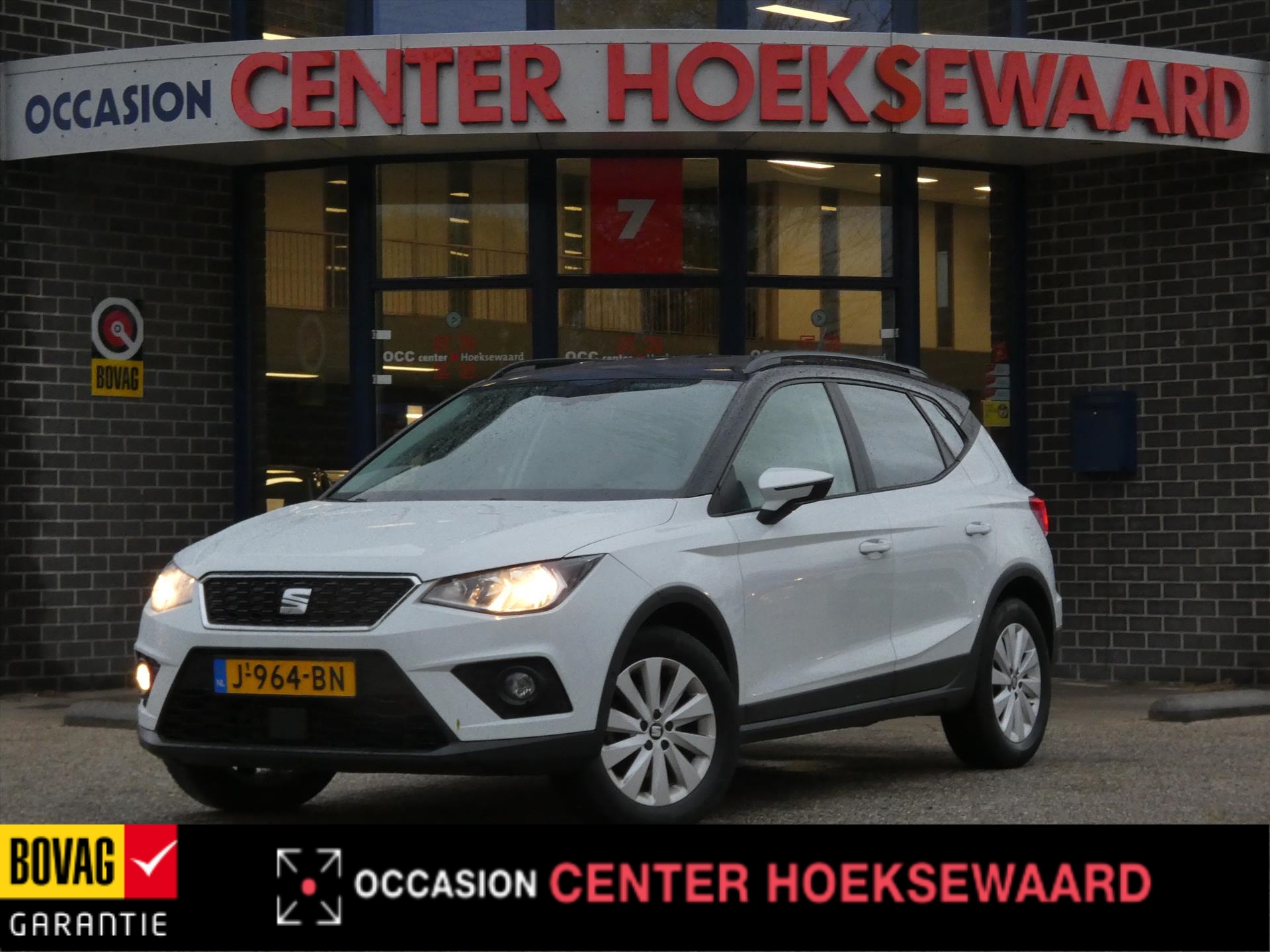 SEAT Arona 1.0 TSI 95pk Style Business Intense | Carplay | Keyless | Bi-Tone |