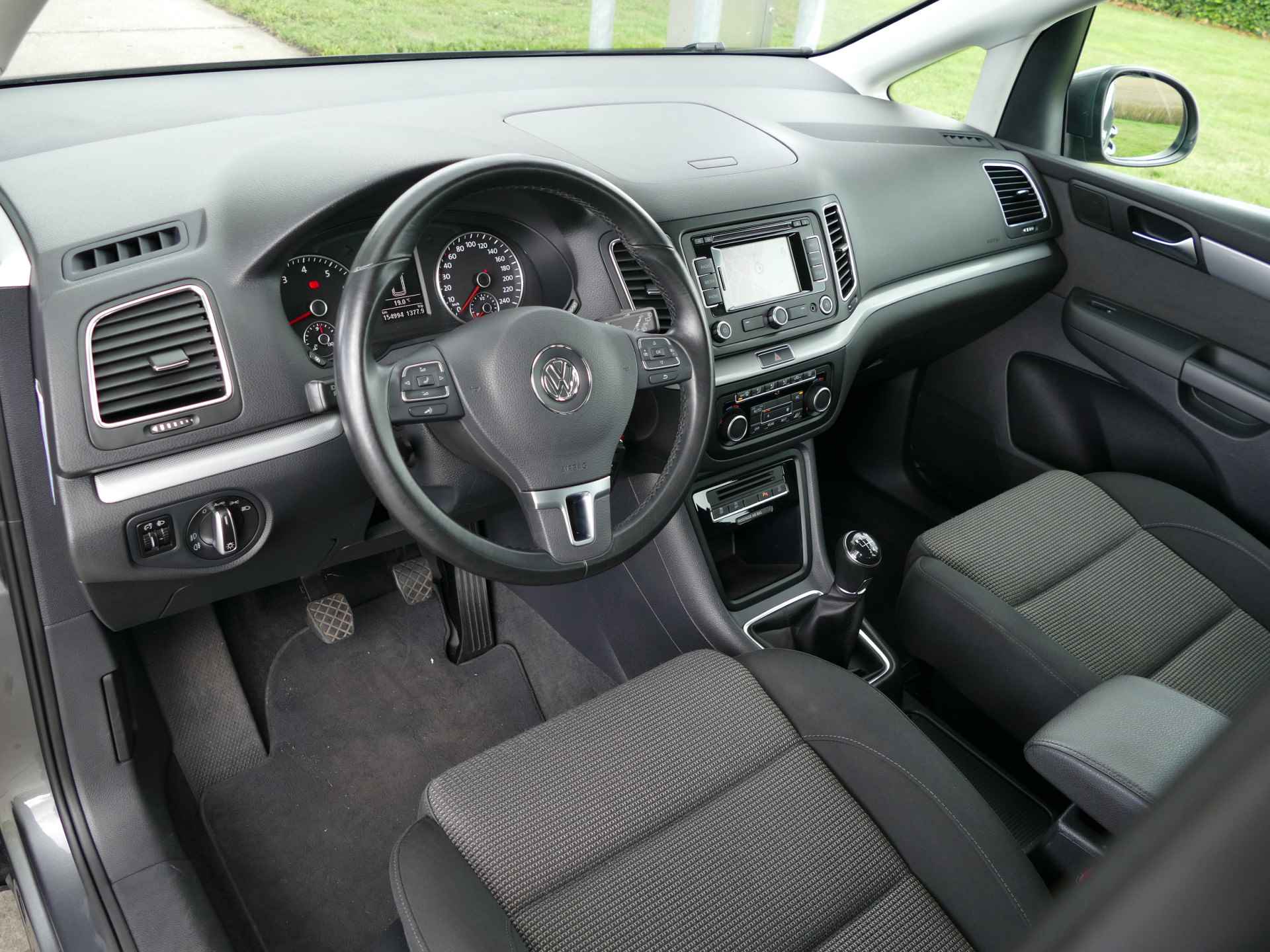 Volkswagen Sharan 1.4 TSI Comfortline 7 persoons | navigatie | cruise control - 31/49