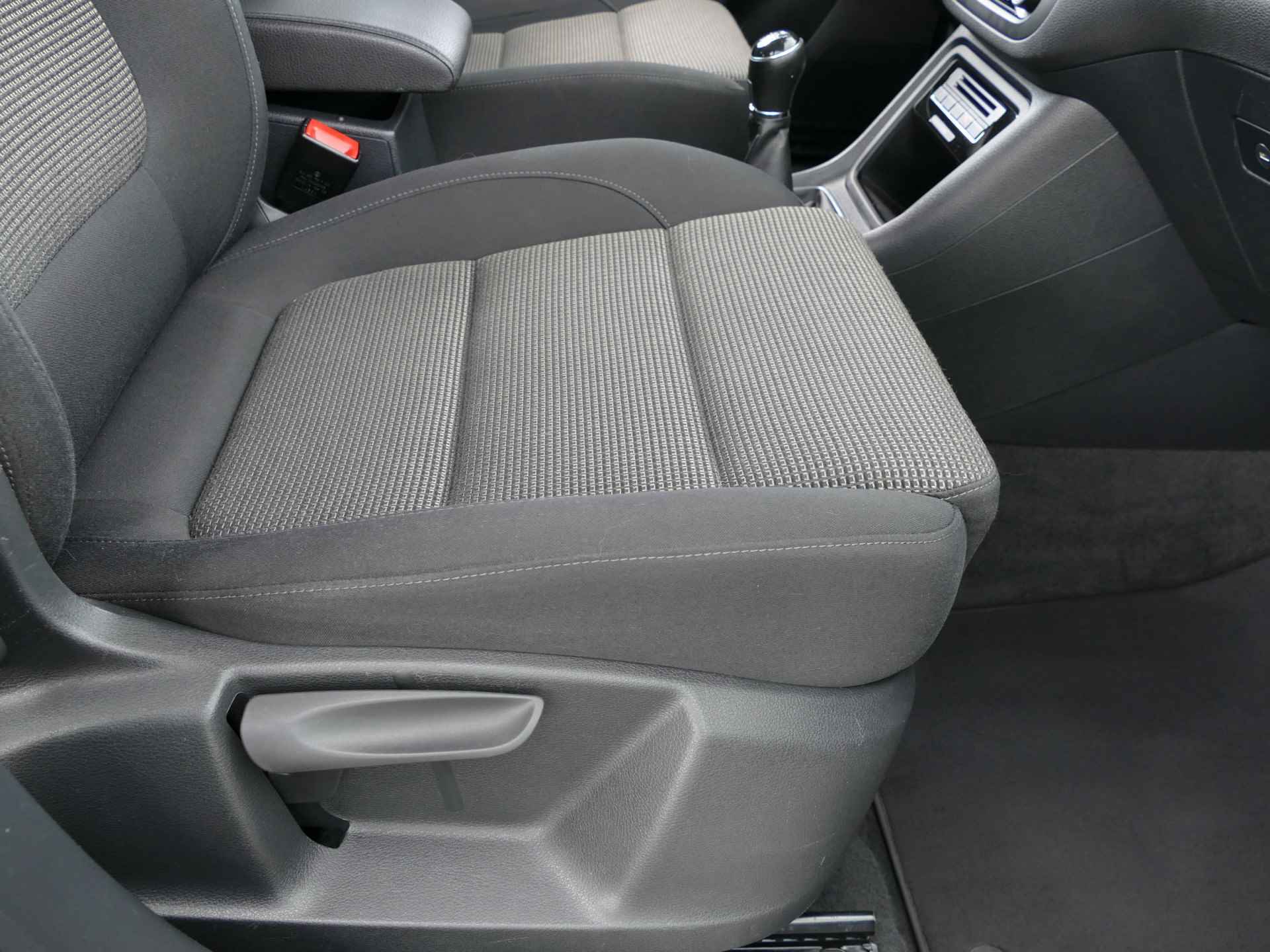 Volkswagen Sharan 1.4 TSI Comfortline 7 persoons | navigatie | cruise control - 36/49