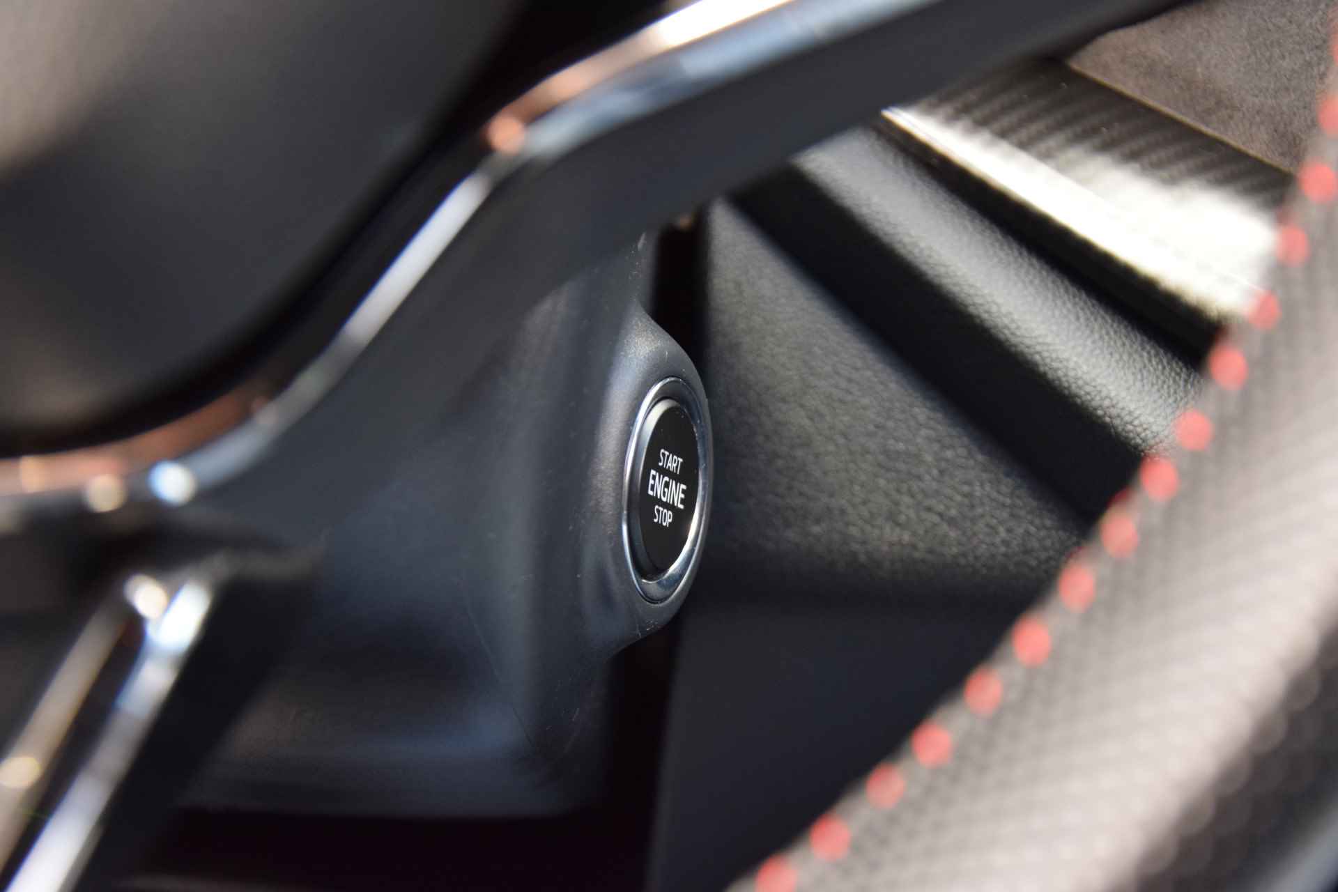 Škoda Octavia RS 2.0 245PK Handgeschakeld | BOVAG Garantie | Trekhaak (wegklapbaar) | Virtual Dashboard | Full LED | 19'' Velgen | Stoelverwarming | Cruise Control | Elektrische Kofferklep | Kessy | - 30/49