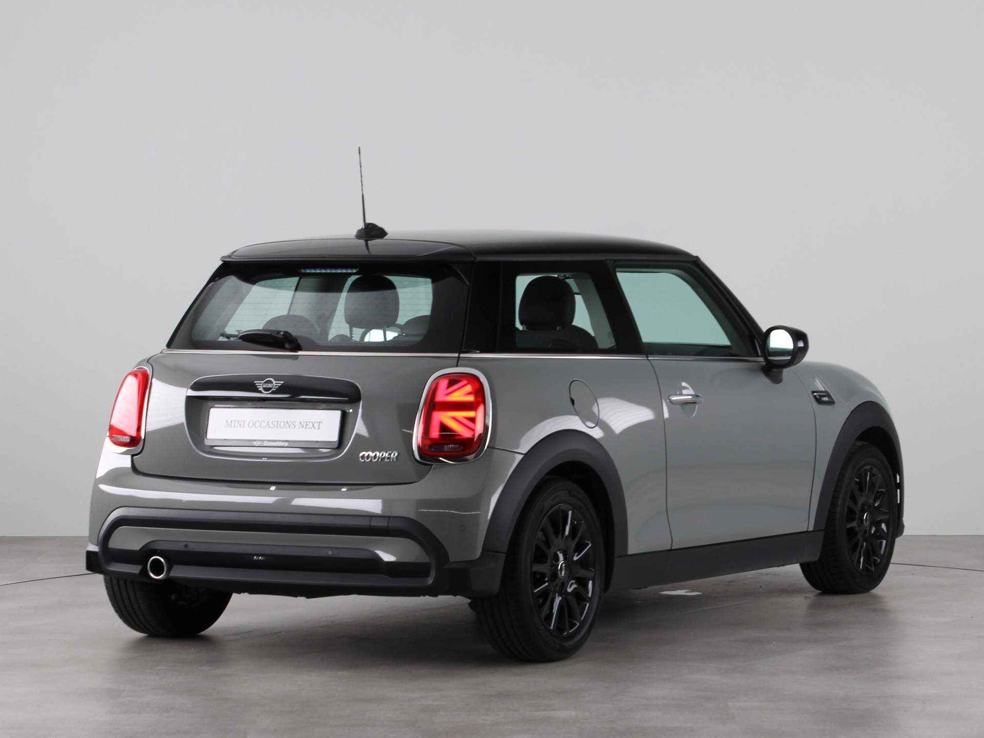 MINI 3-deurs Cooper Camden Edition Aut. - 10/23