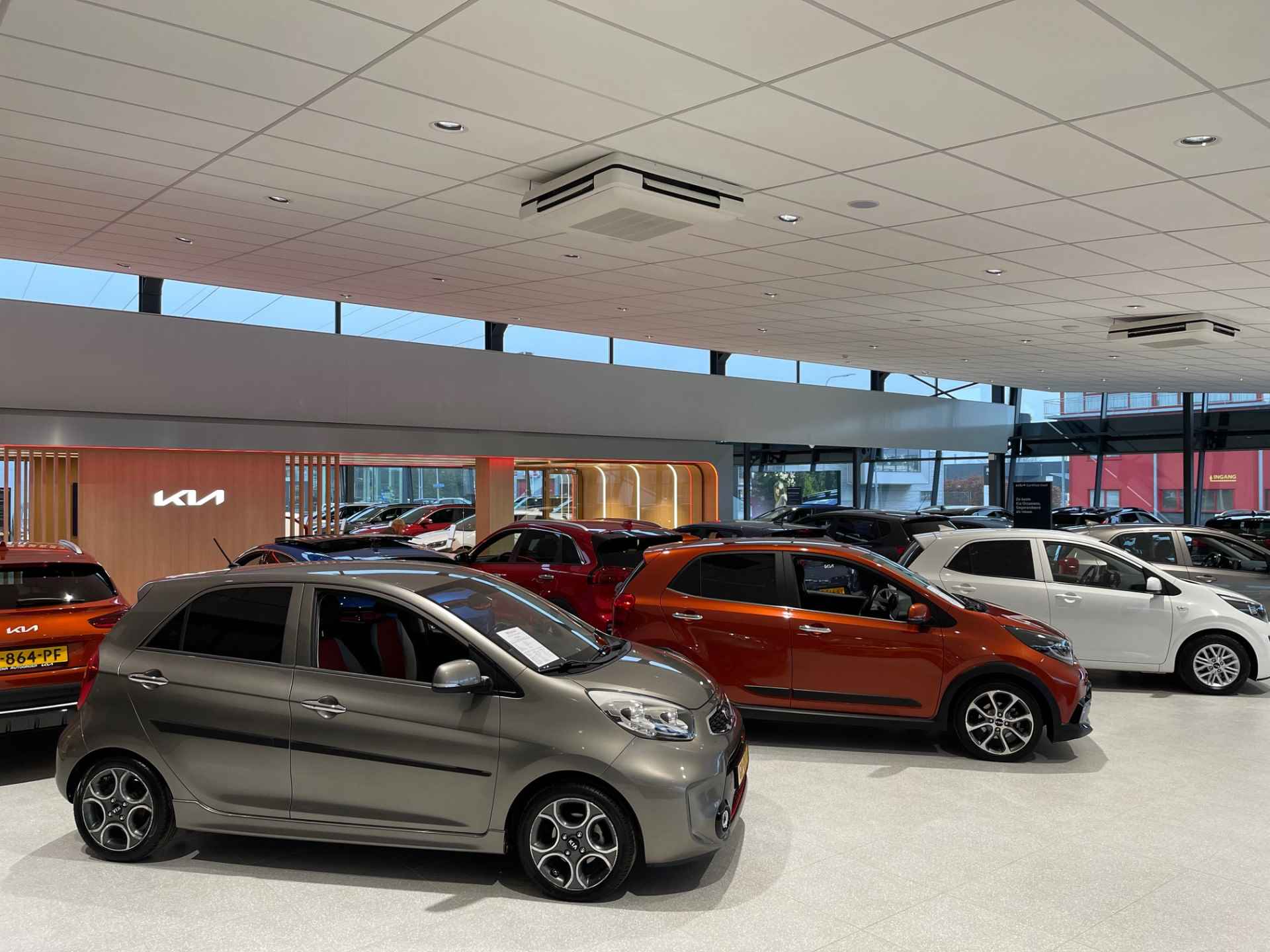 Opel KARL 1.0 ecoFLEX Innovation - Apple Carplay/Android auto - Climate Control - Cruise control - 12 maanden BOVAG garantie - 46/50