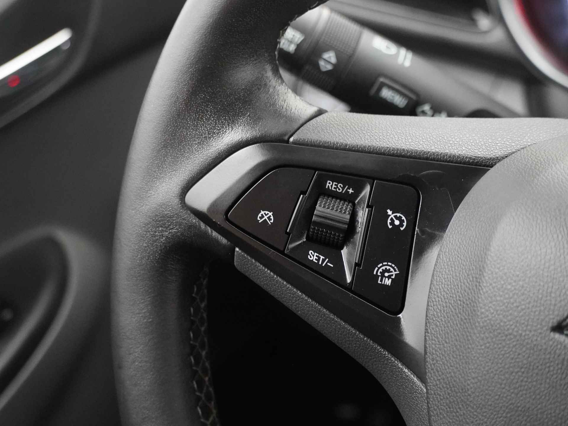 Opel KARL 1.0 ecoFLEX Innovation - Apple Carplay/Android auto - Climate Control - Cruise control - 12 maanden BOVAG garantie - 25/50