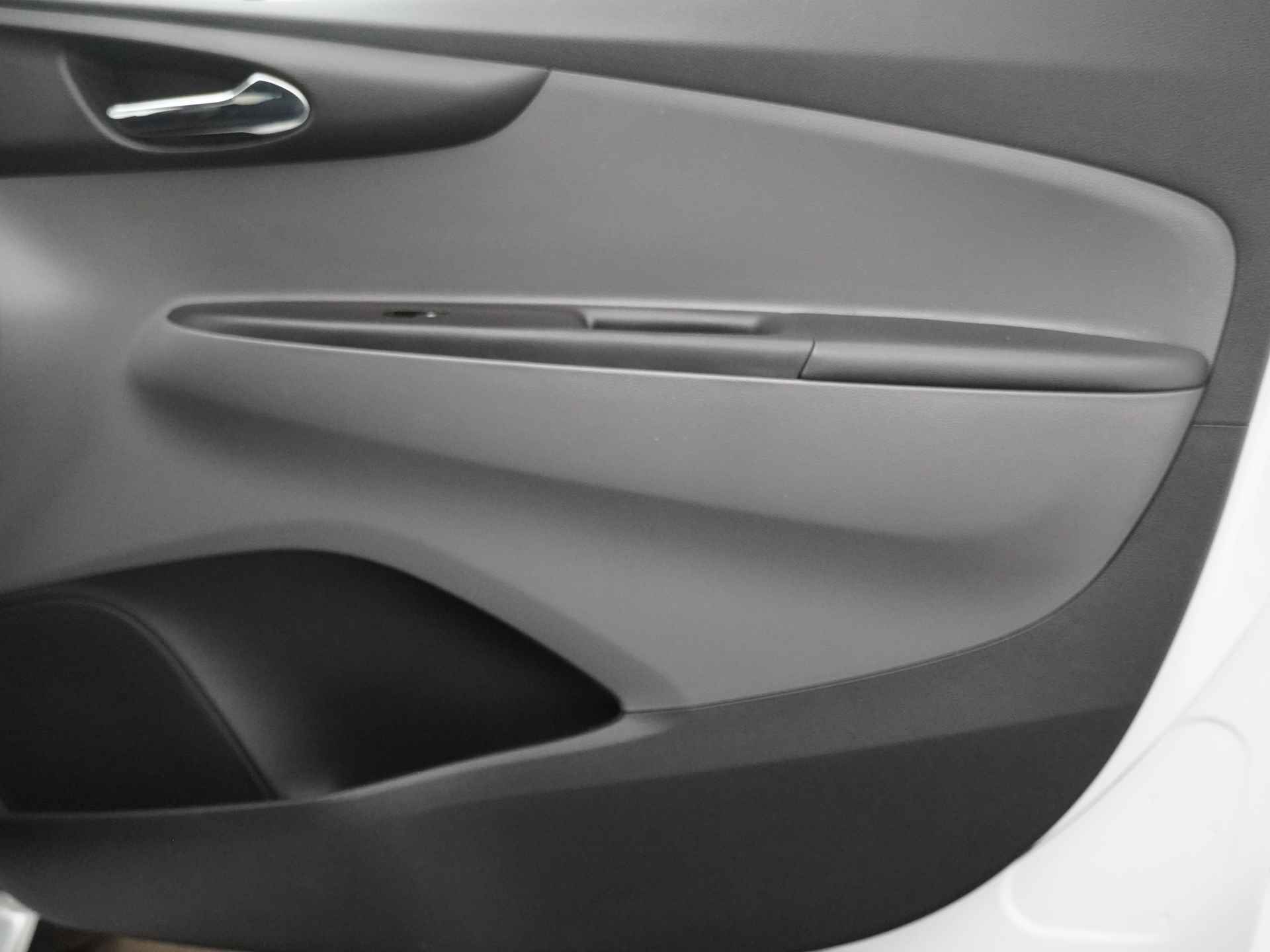 Opel KARL 1.0 ecoFLEX Innovation - Apple Carplay/Android auto - Climate Control - Cruise control - 12 maanden BOVAG garantie - 41/50
