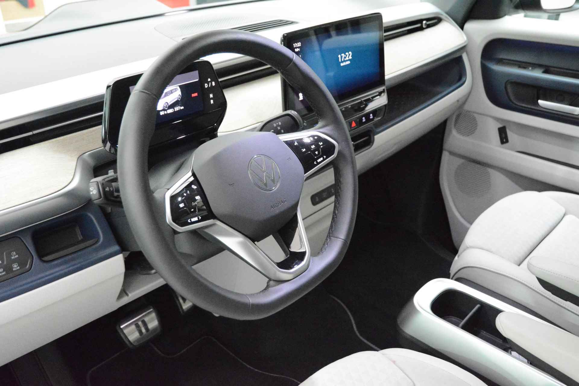 Volkswagen ID. Buzz 1st Max 77kWh 204 PK | Automaat | Navigatie | LED Matrix | Trekhaak | Apple carplay | Android auto | Parkeersensoren | Camera | Stoelverwarming | - 15/28