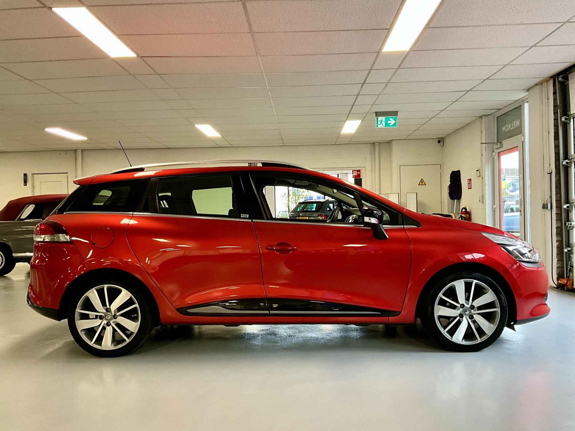 Renault Clio Estate 0.9 TCe Dynamique ** RIJKLAARPRIJS ** - 6/24