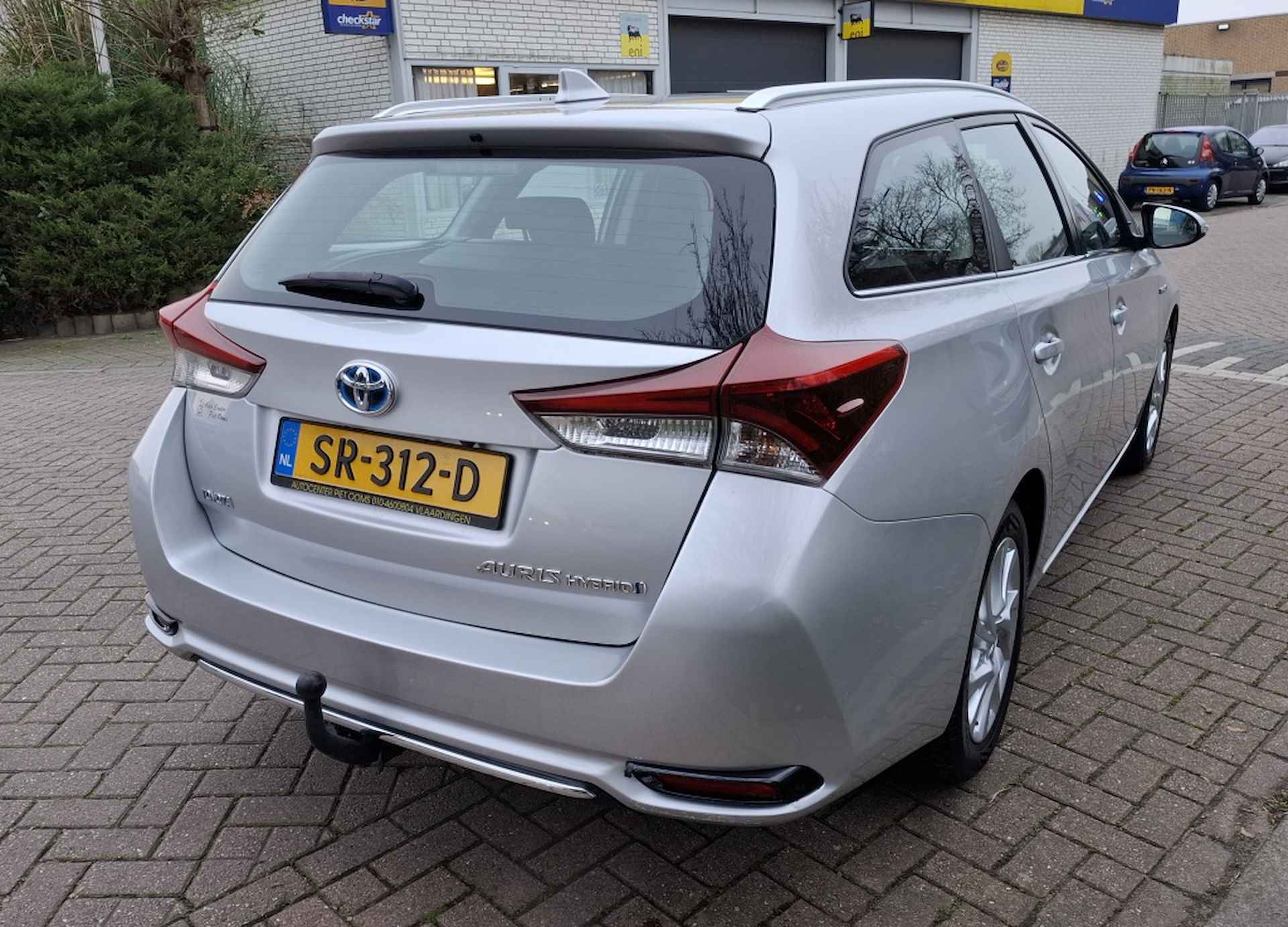 Toyota Auris Touring Sports 1.8 Hybride - 7/18