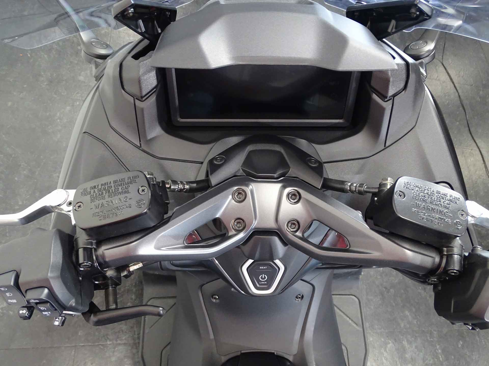 Yamaha T-MAX TECH MAX - 7/7