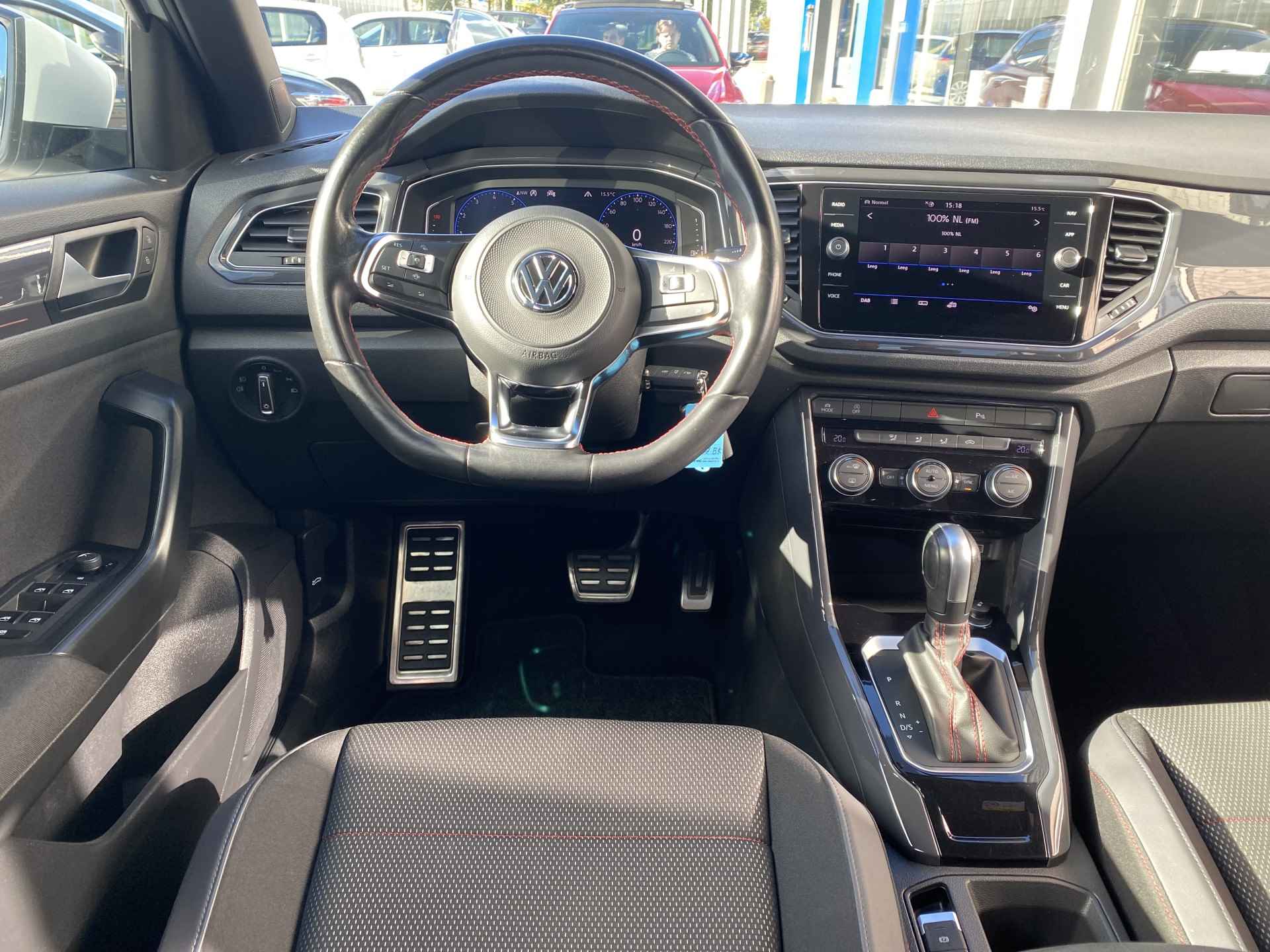 Volkswagen T-Roc 1.5 TSI Sport / NAVIGATIE / APP-CONNECT / AUTOMAAT / CAMERA / DIGITAAL DASHBOARD / DAB / - 9/38