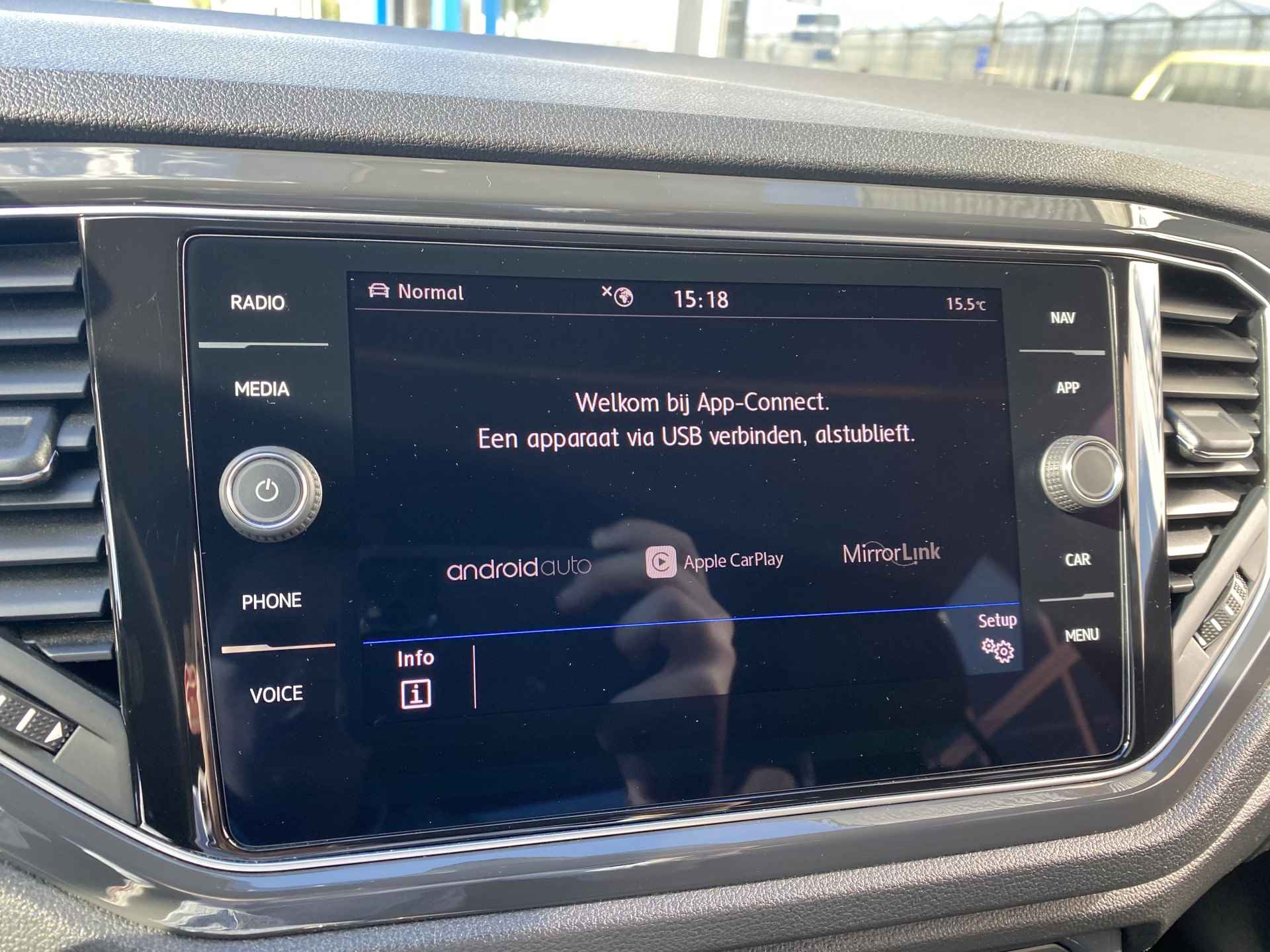 Volkswagen T-Roc 1.5 TSI Sport / NAVIGATIE / APP-CONNECT / AUTOMAAT / CAMERA / DIGITAAL DASHBOARD / DAB / - 21/38