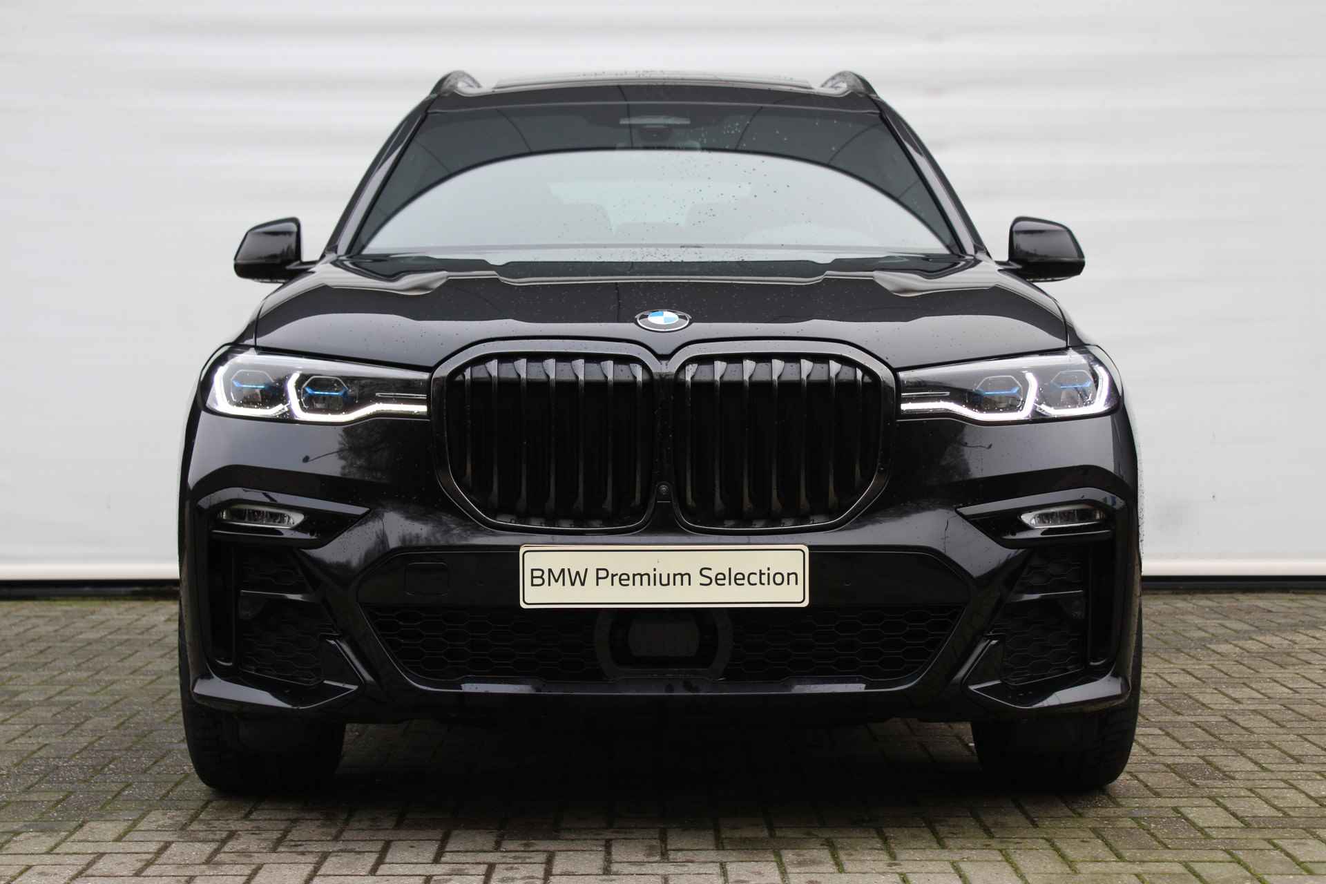 BMW X7 xDrive40i High Executive M Sport Automaat / Panoramadak Sky Lounge / Trekhaak / Laserlight / Head-Up / Parking Assistant Plus / Live Cockpit Professional / Stoelverwarming voor + achter - 8/32