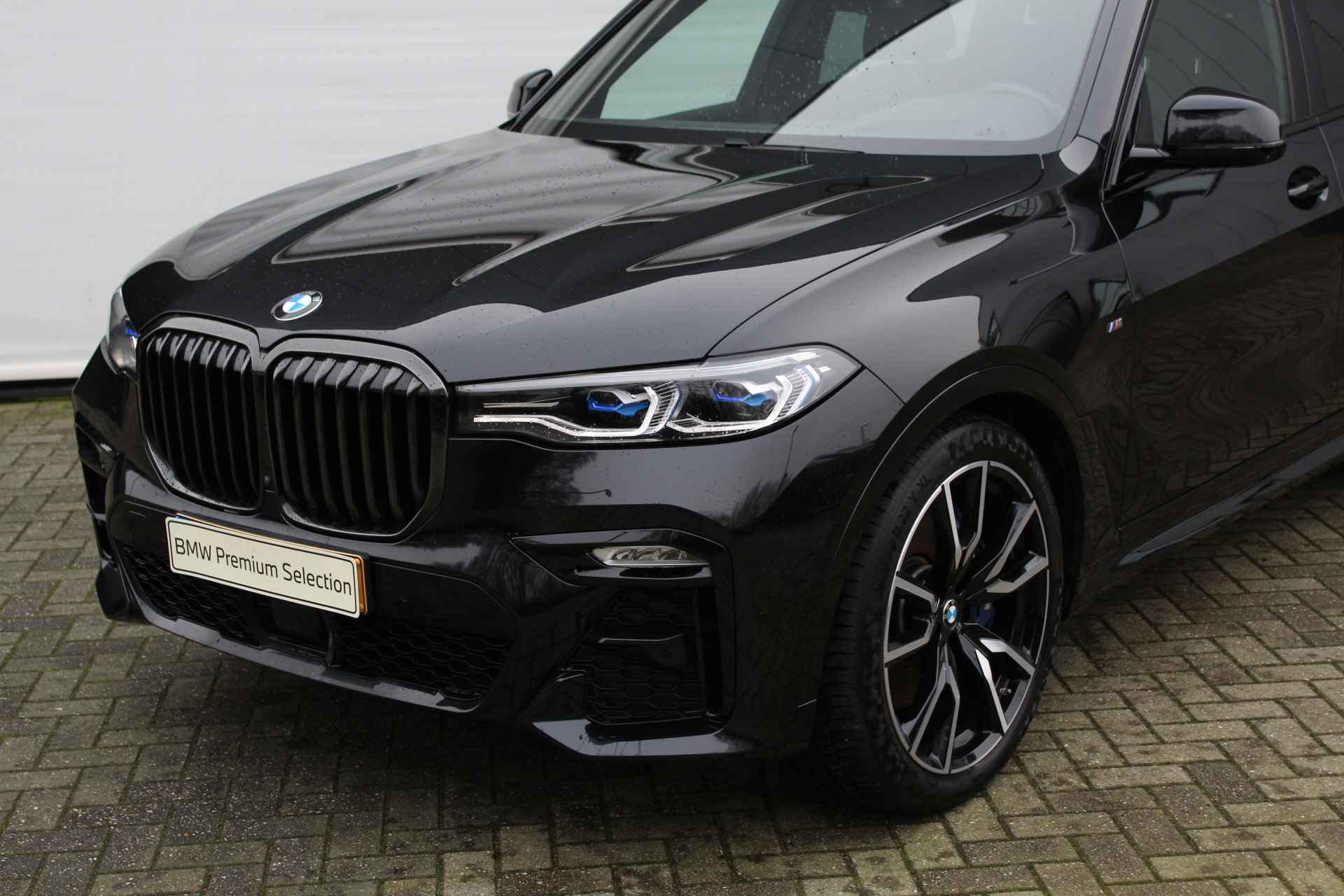 BMW X7 xDrive40i High Executive M Sport Automaat / Panoramadak Sky Lounge / Trekhaak / Laserlight / Head-Up / Parking Assistant Plus / Live Cockpit Professional / Stoelverwarming voor + achter - 22/32