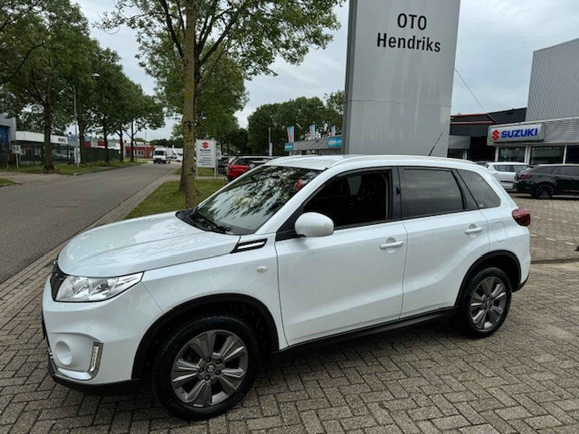 SUZUKI Vitara 1.0 Boosterjet 112pk 2WD Select AUTOMAAT - 5/44