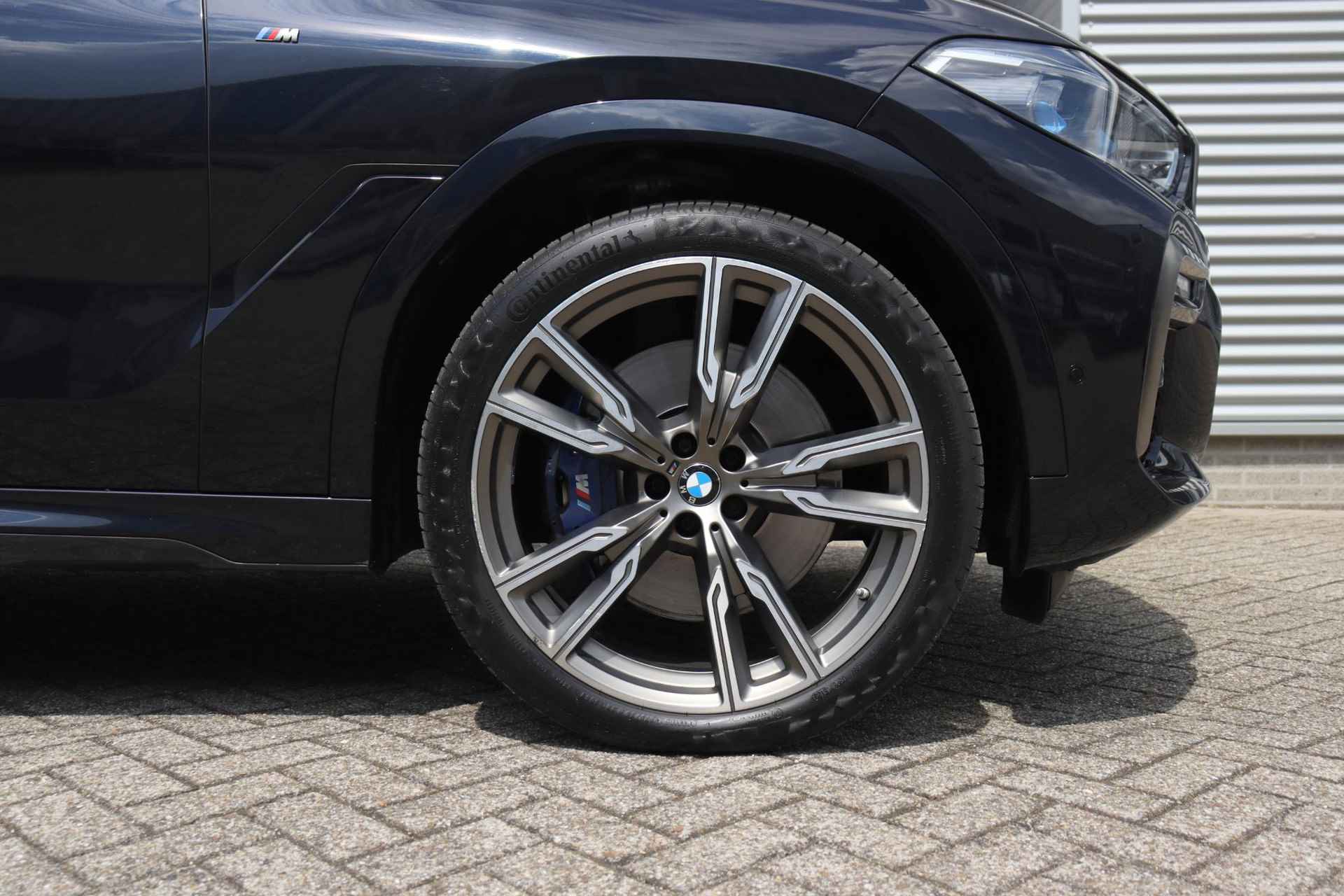 BMW X6 M50d | High Executive | Trekhaak | Sky Lounge | CoPilot Pack | Warmte Comfortpakket | Harman Kardon | Head-Up | Active Steering | Parking Assistant Plus | Soft Close | Laserlight | Comfort Access | 22''LMV | Showroom Sale - 6/47