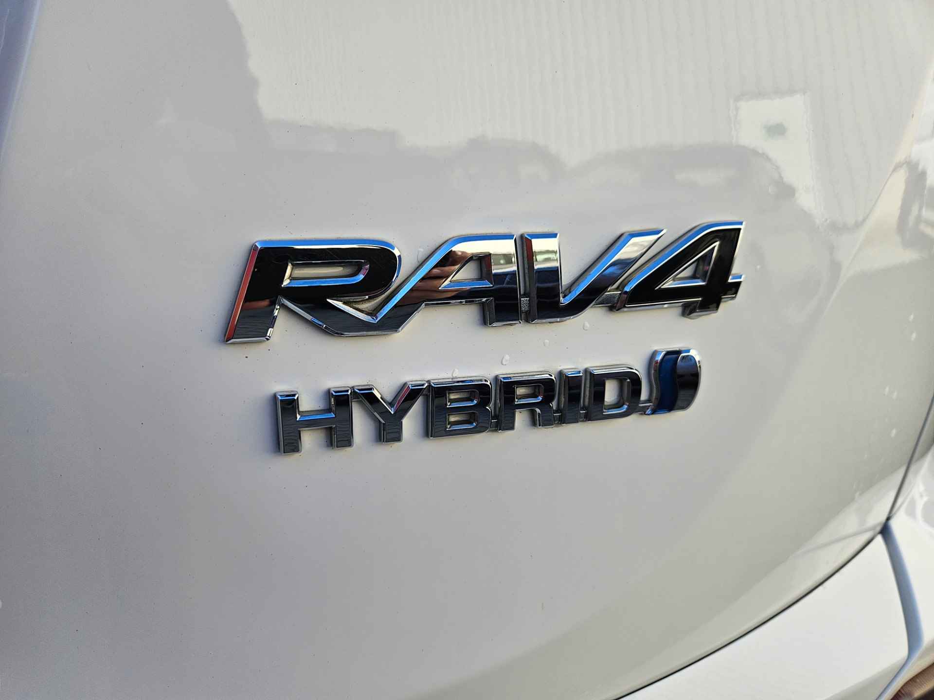 Toyota RAV4 2.5 Hybrid Style - 6/32