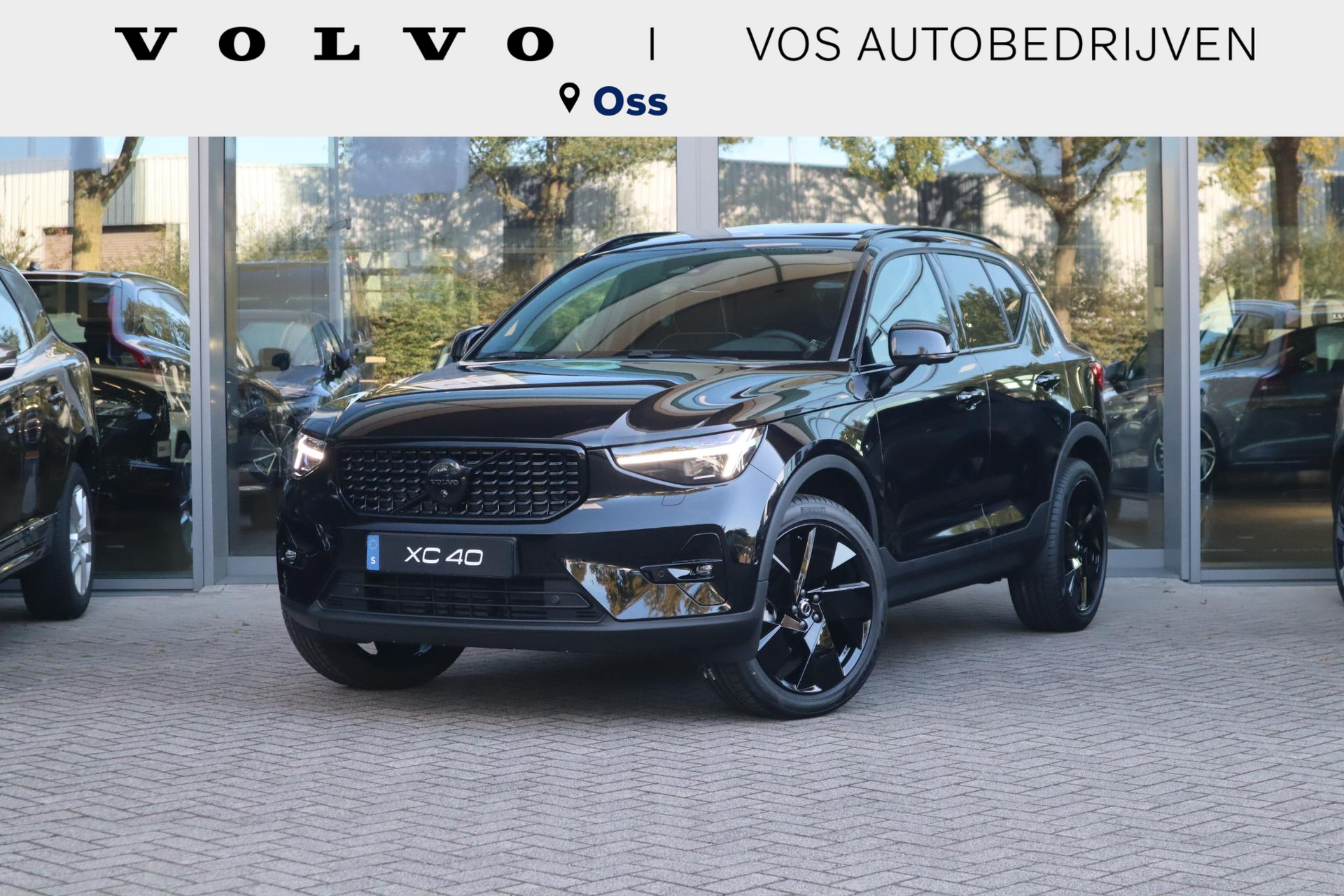 Volvo XC40 2.0 B4 Plus Black Edition | Panoramadak | Pixel led matrix koplampen | Harman Kardon|