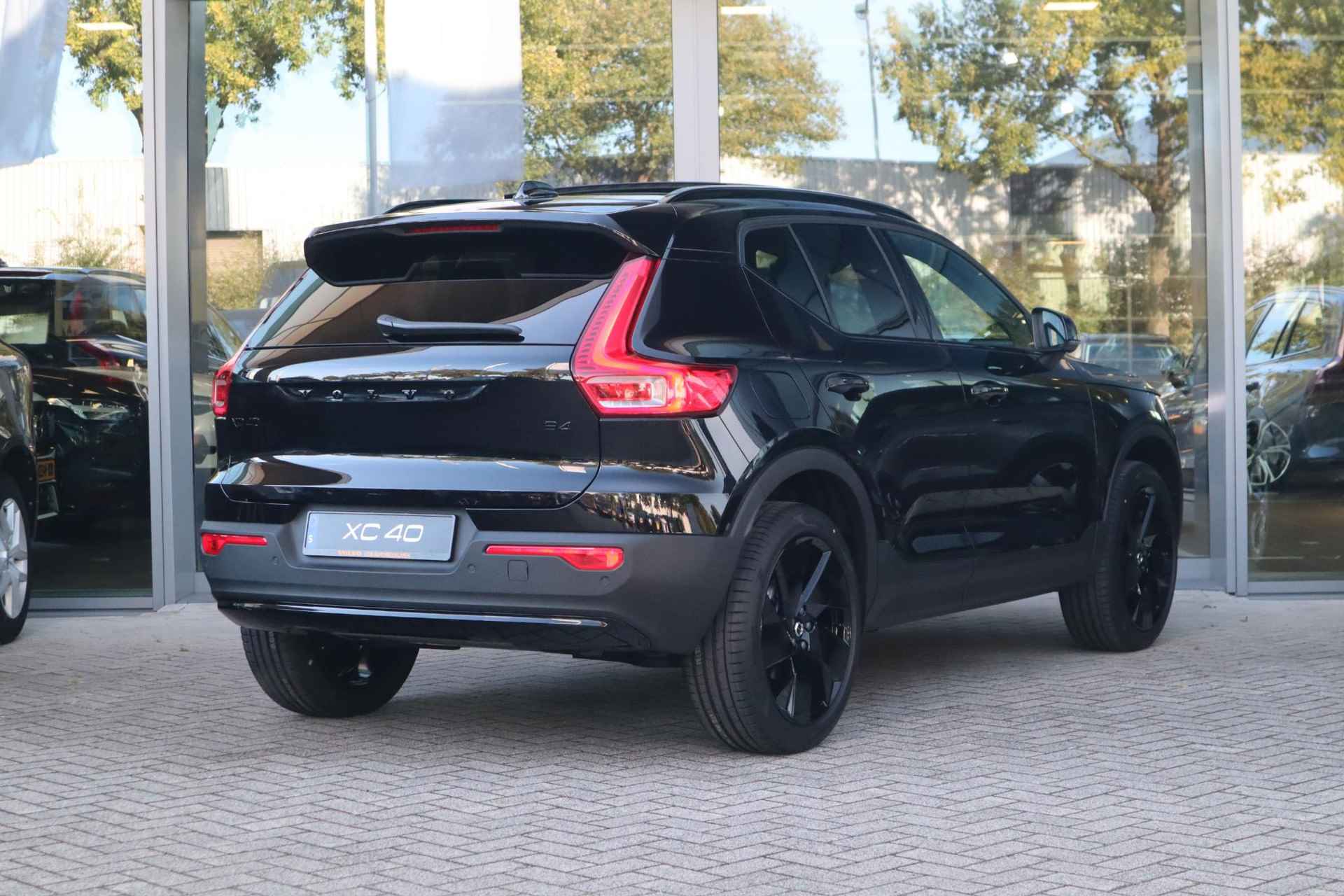 Volvo XC40 2.0 B4 Plus Black Edition | Panoramadak | Pixel led matrix koplampen | Harman Kardon| - 6/42