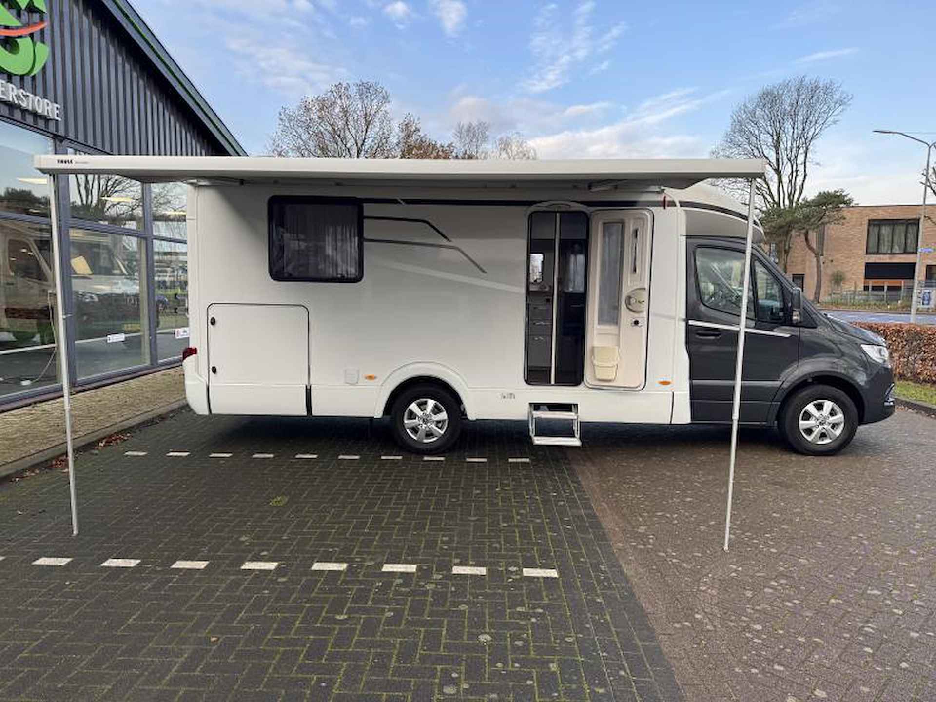 Hymer Tramp S 695 - 8/25